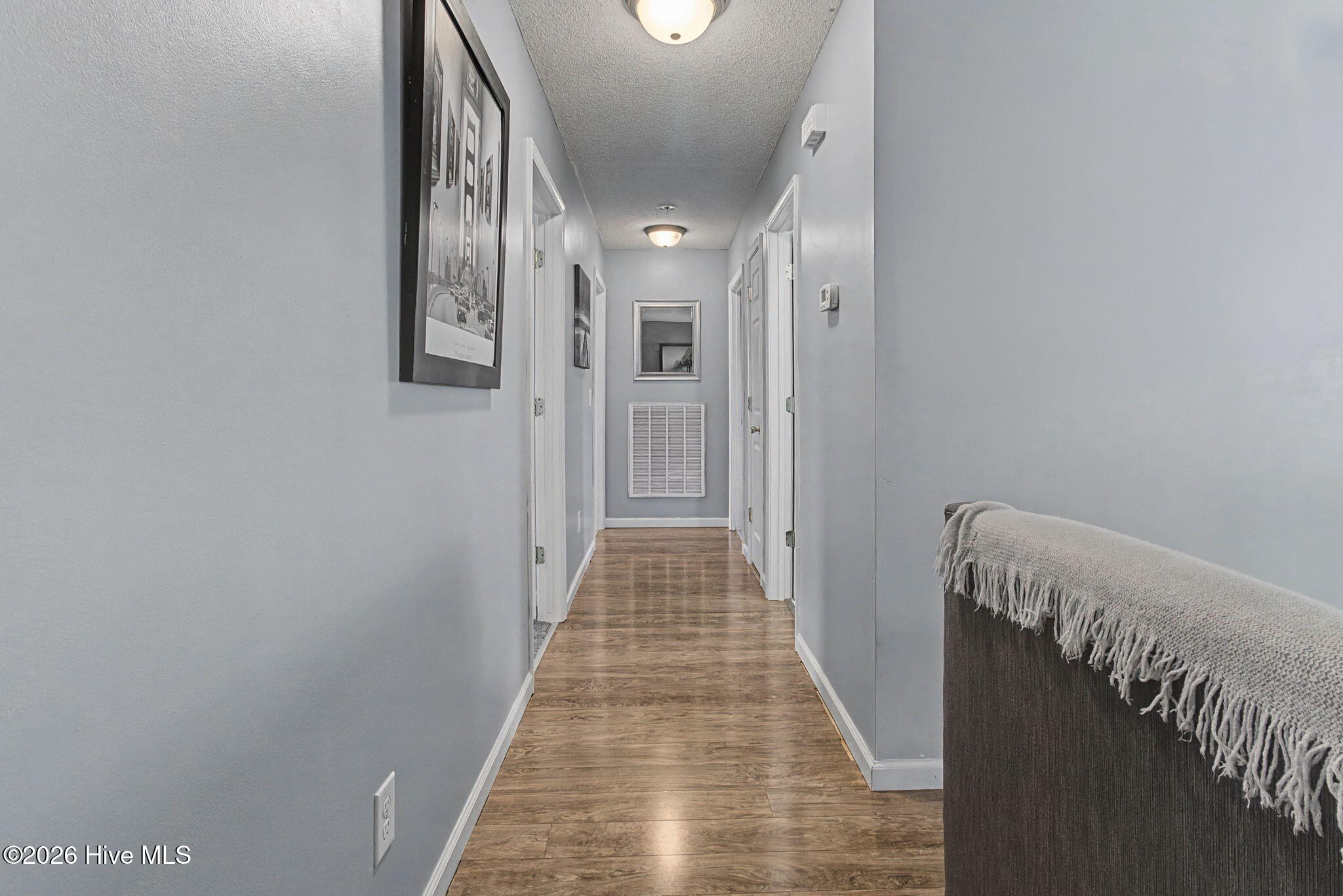 100555343 | Photo 33