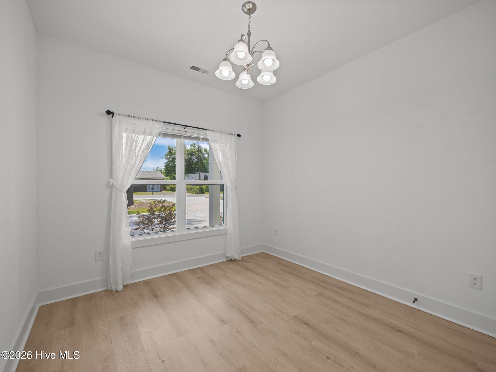 609 N Timberly Lane, Burgaw, NC 28425 – photo 19: 29-web-or-mls-609 N Timberly Ln 75
