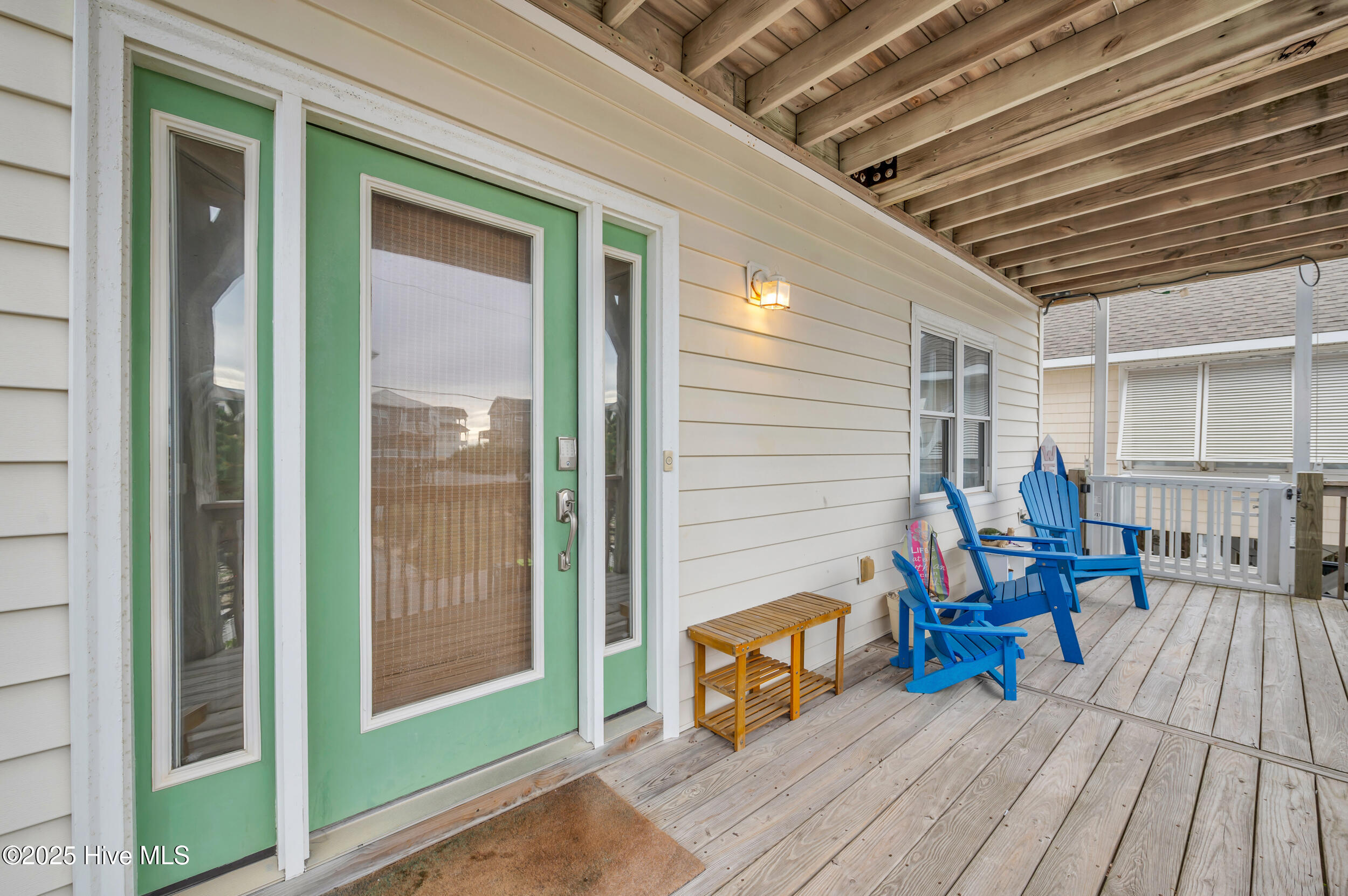 100543103 | Photo 14