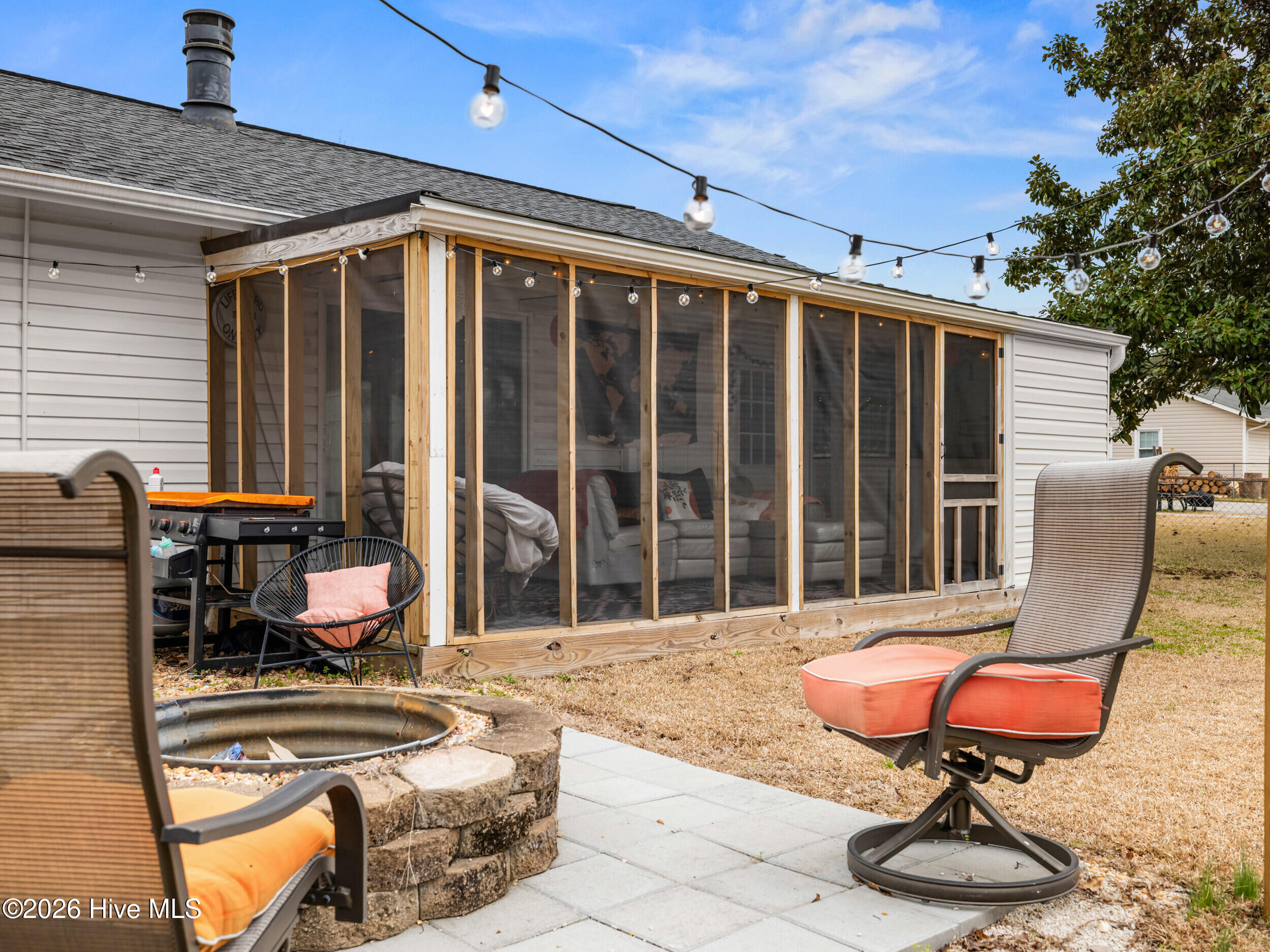 100556726 | Photo 15