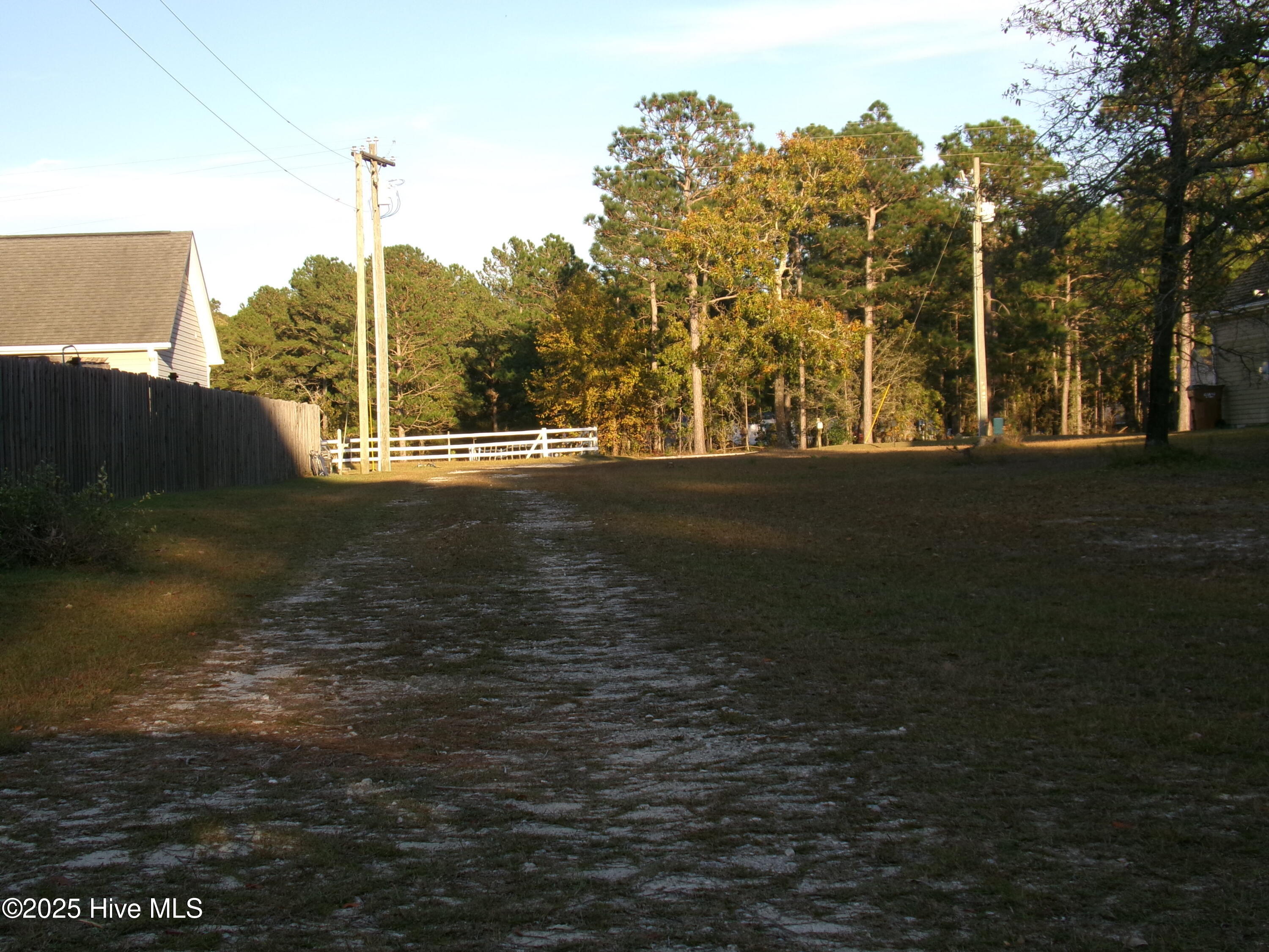 158 Brians Woods Road, Maple Hill, NC 28454 – photo 5: 122_1867