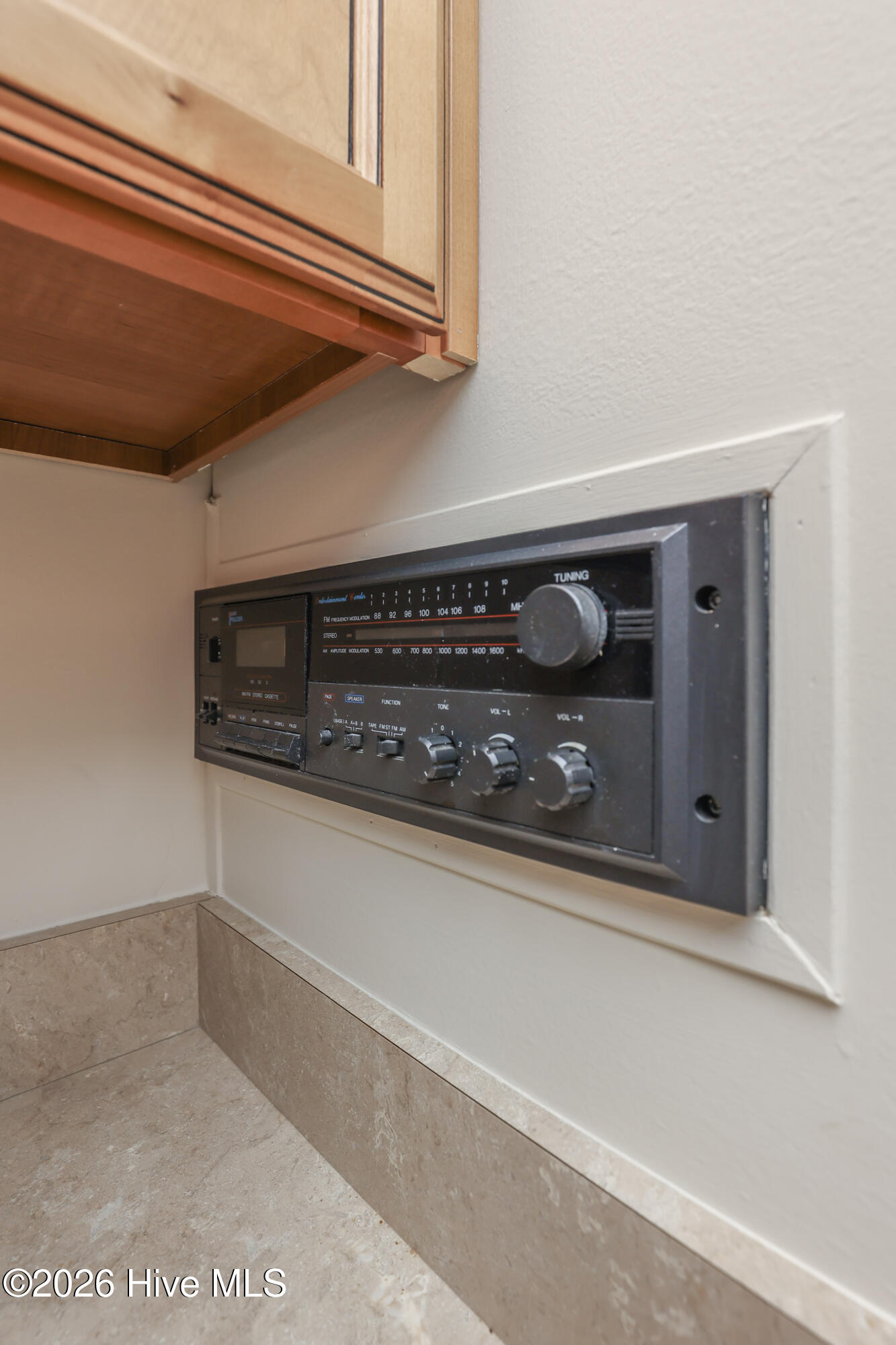 100548874 | Photo 25