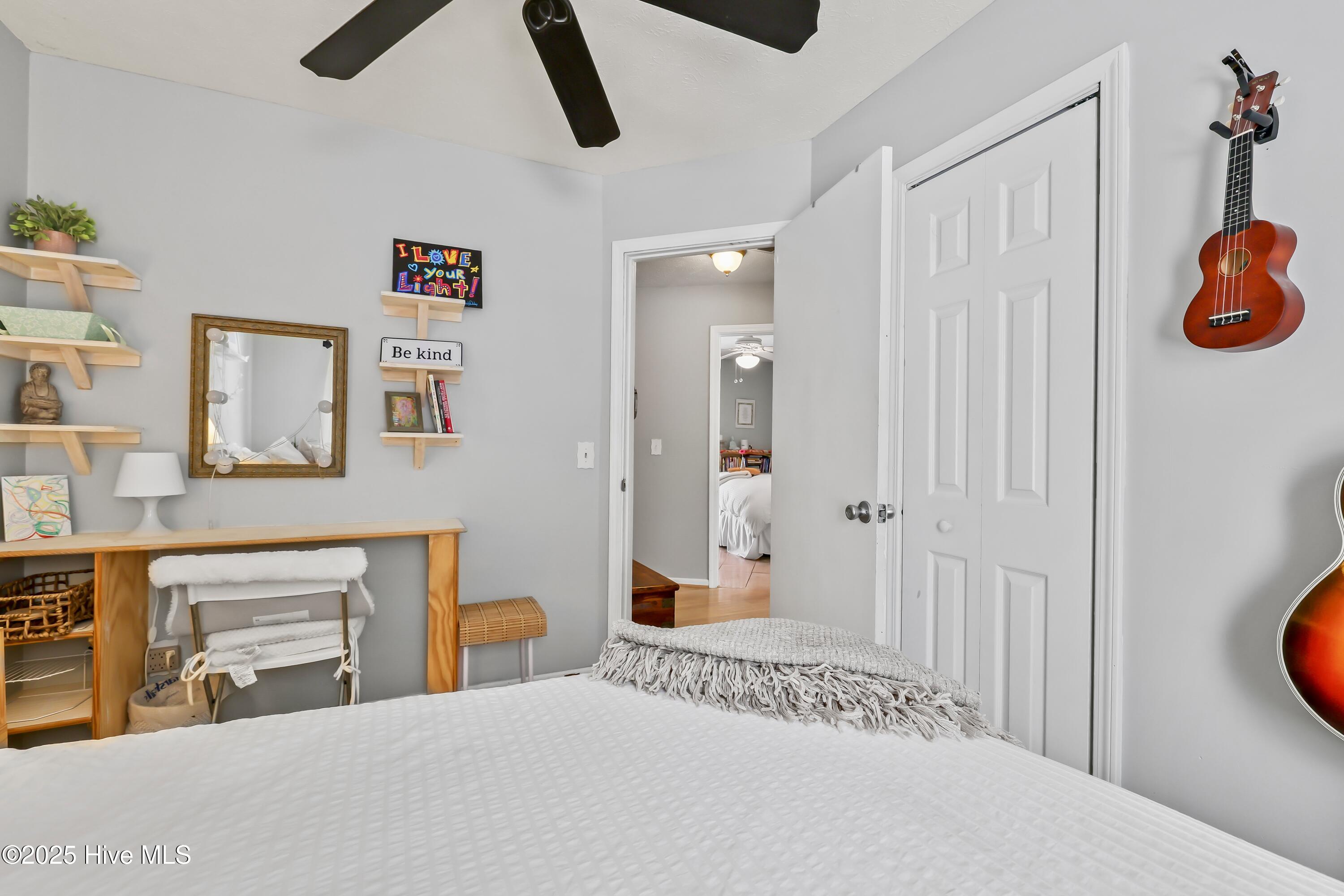 100519287 | Photo 20