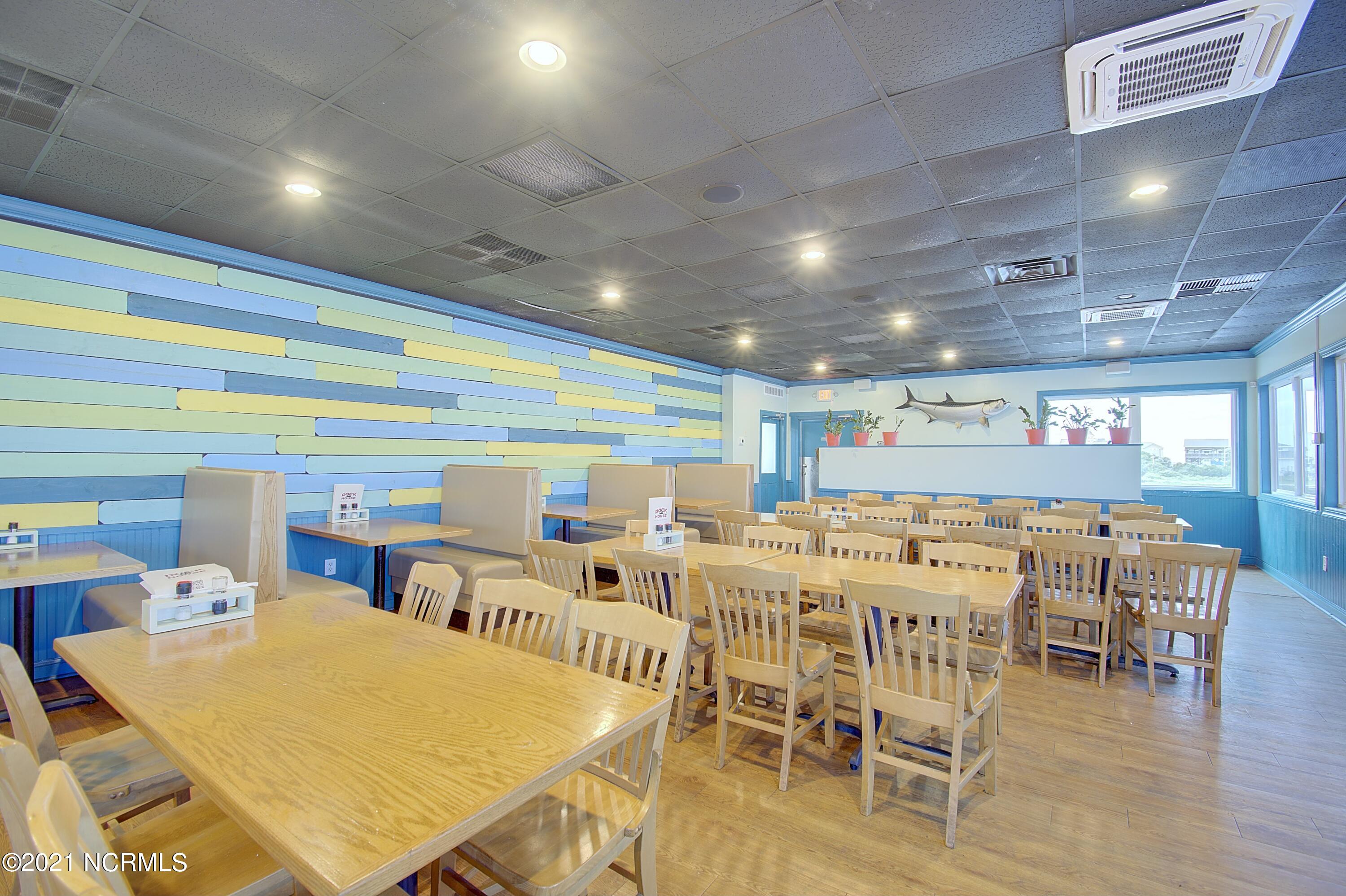 100502162 | Photo 31