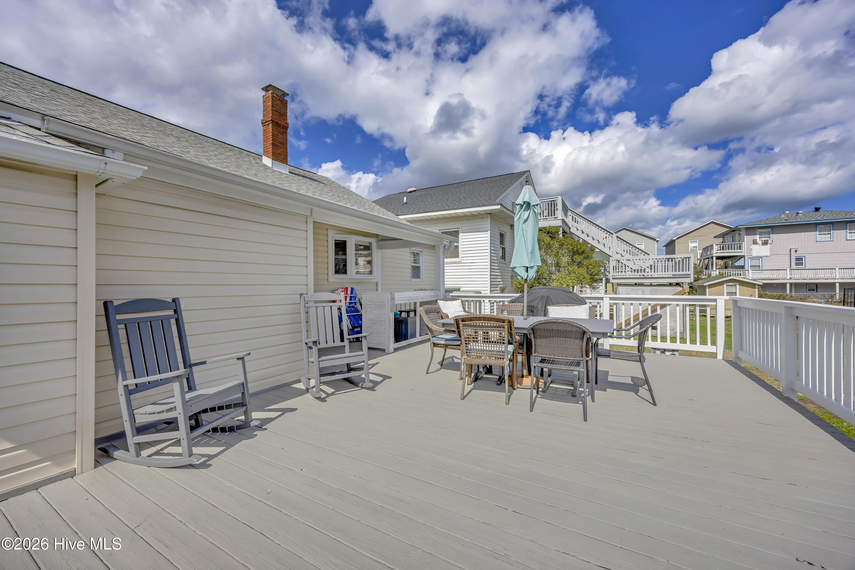 100559910 | Photo 31