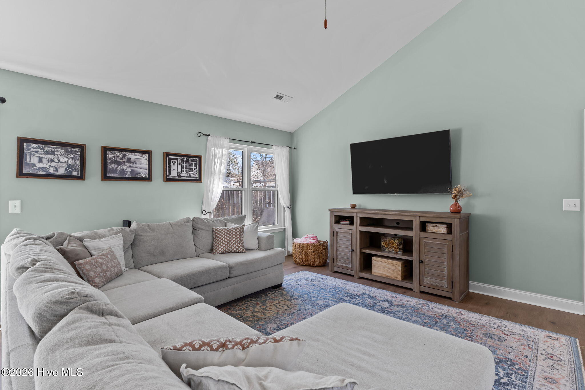 100556757 | Photo 10