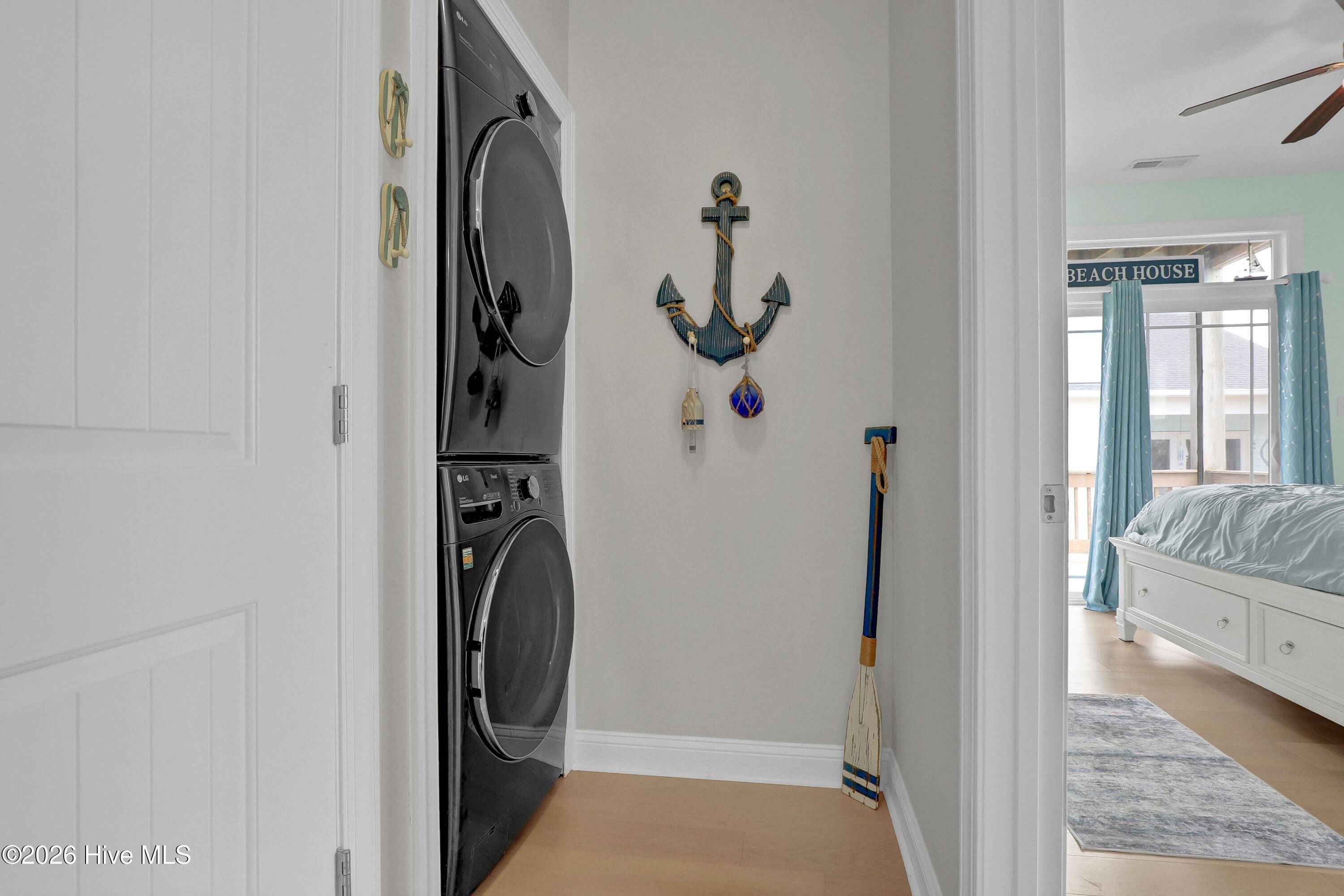 100564246 | Photo 46