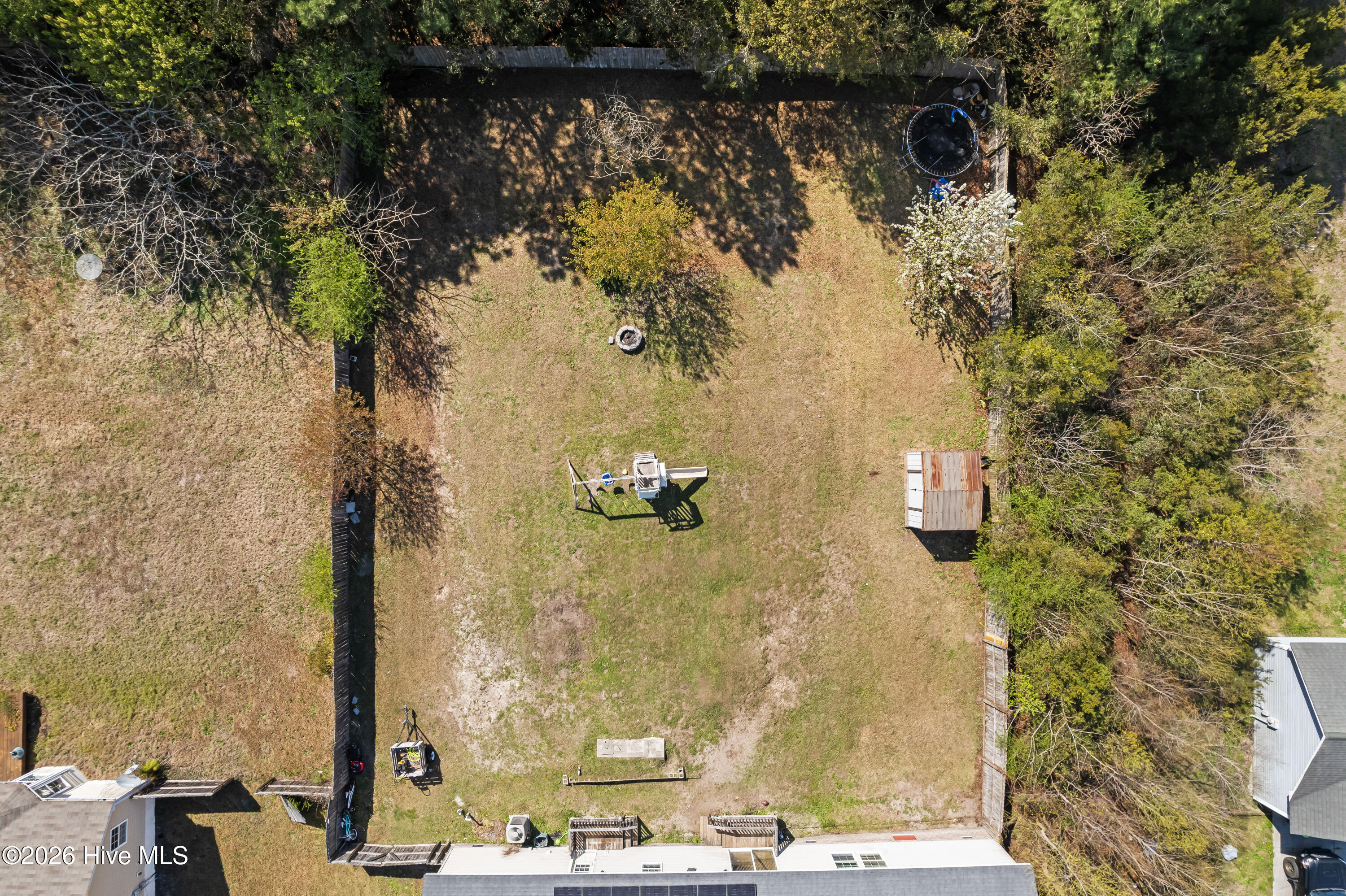 100561552 | Photo 24