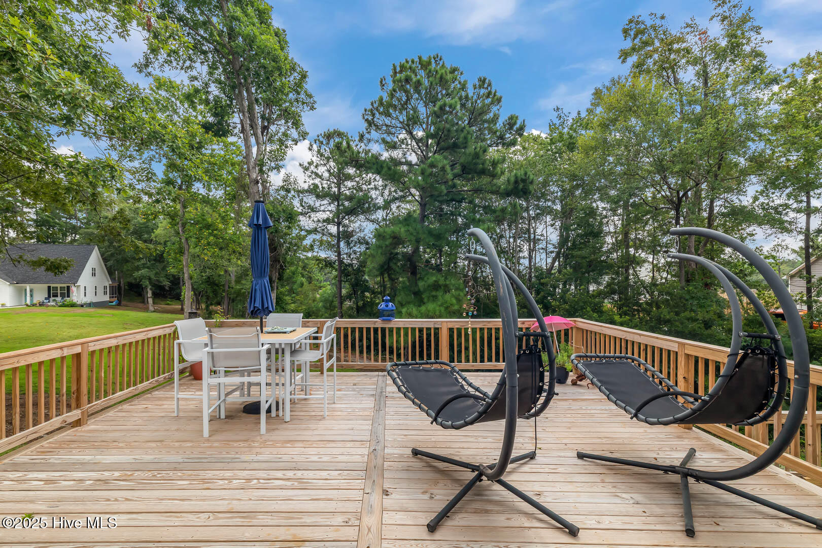 100544097 | Photo 58