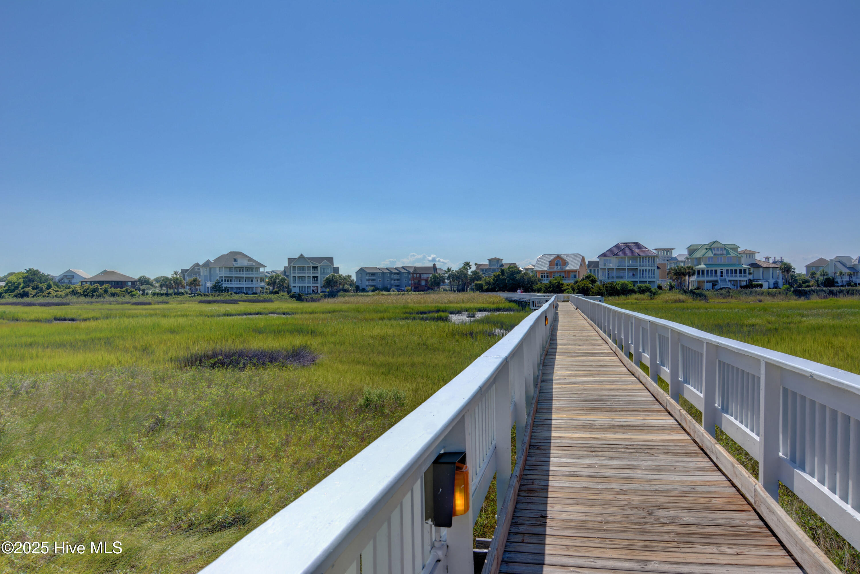 100516907 | Photo 38