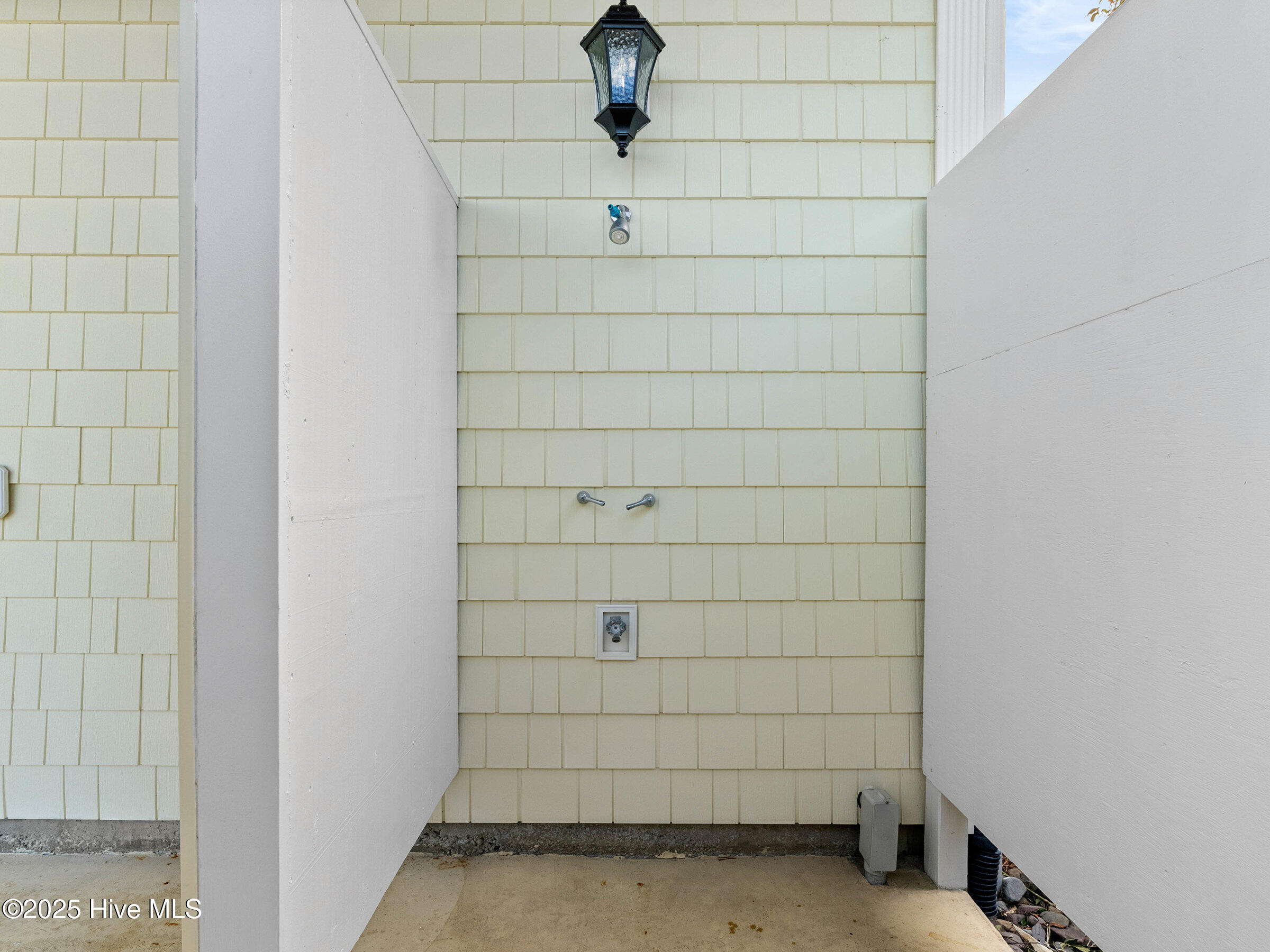 100536022 | Photo 65