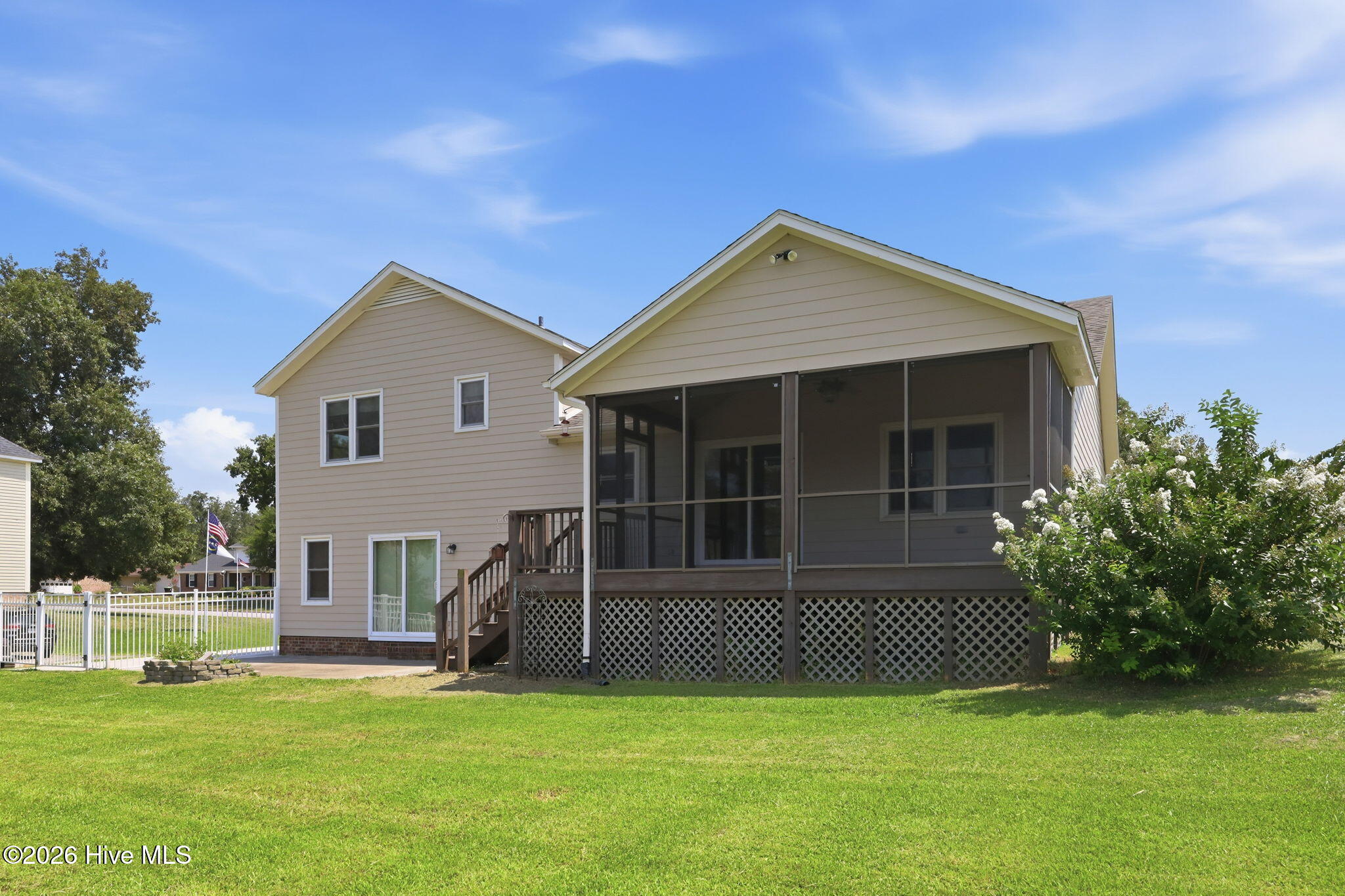 907 Oak 