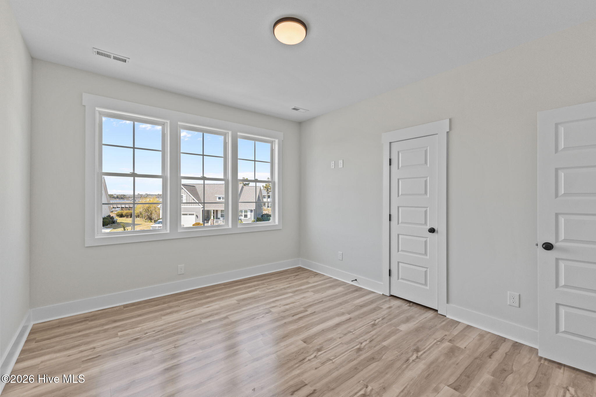 658 Fishermans Point, Newport, NC, 28570