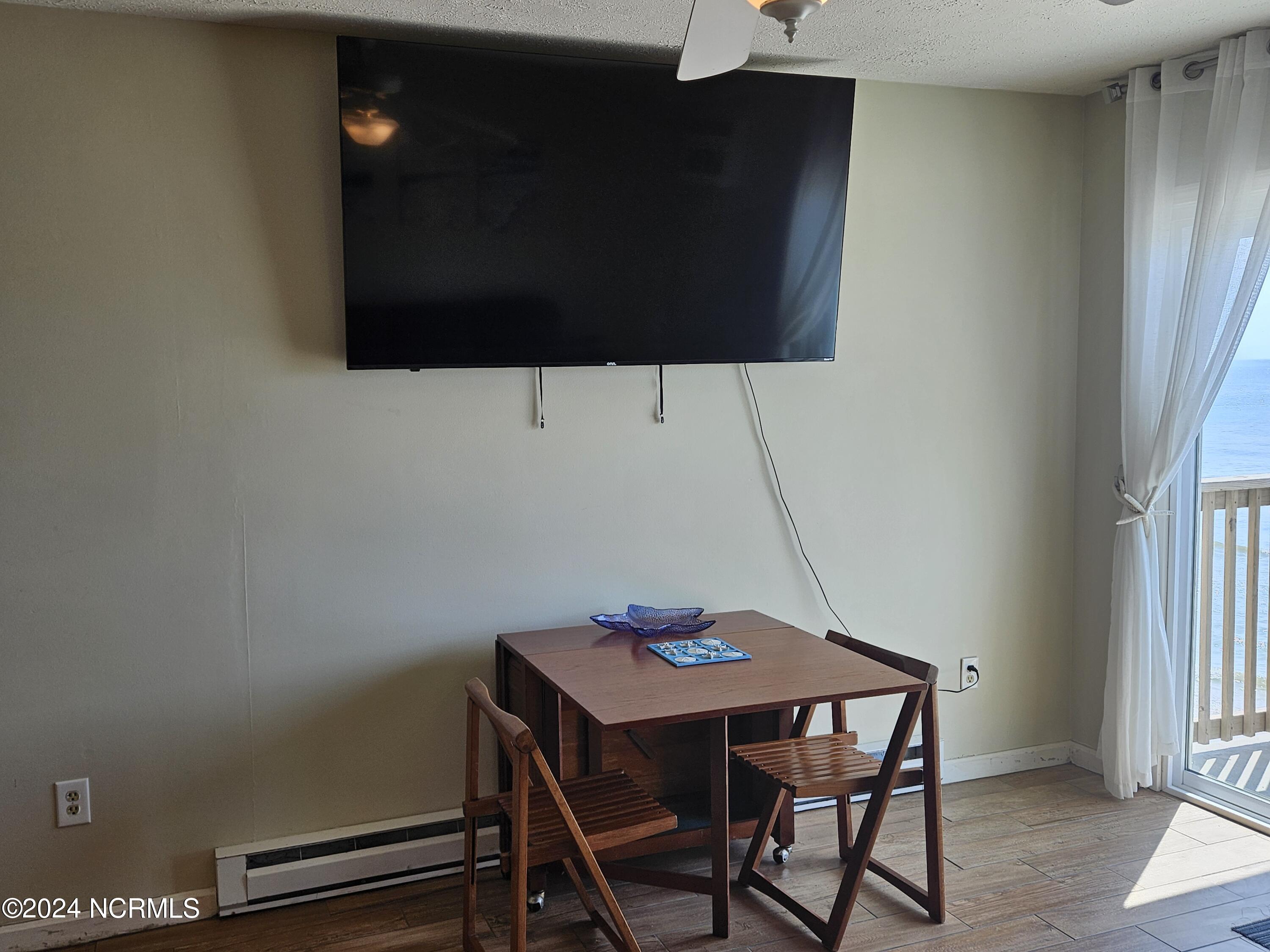 100465494 | Photo 11