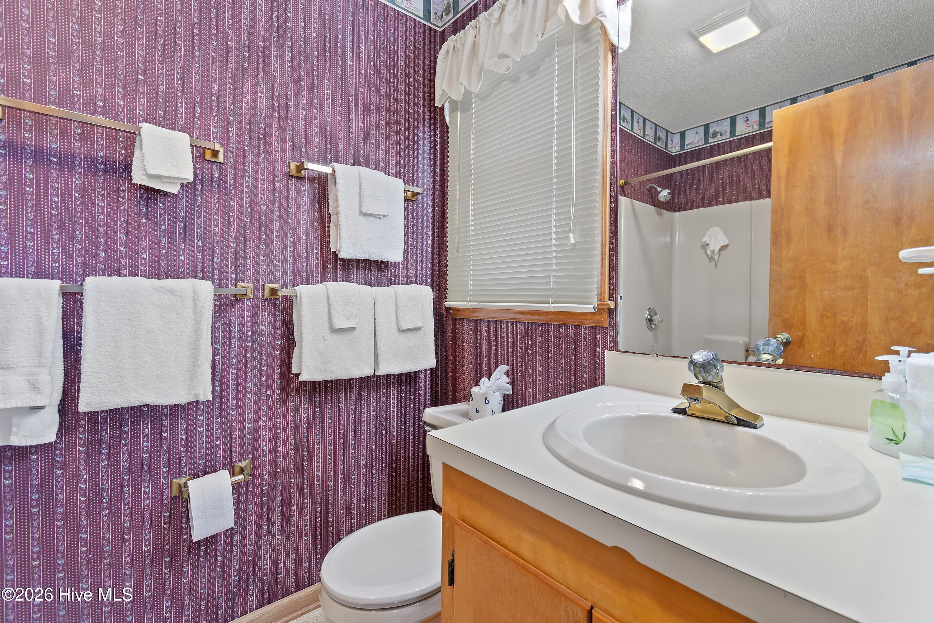 1099 Ocean Boulevard W, Holden Beach, NC, 28462