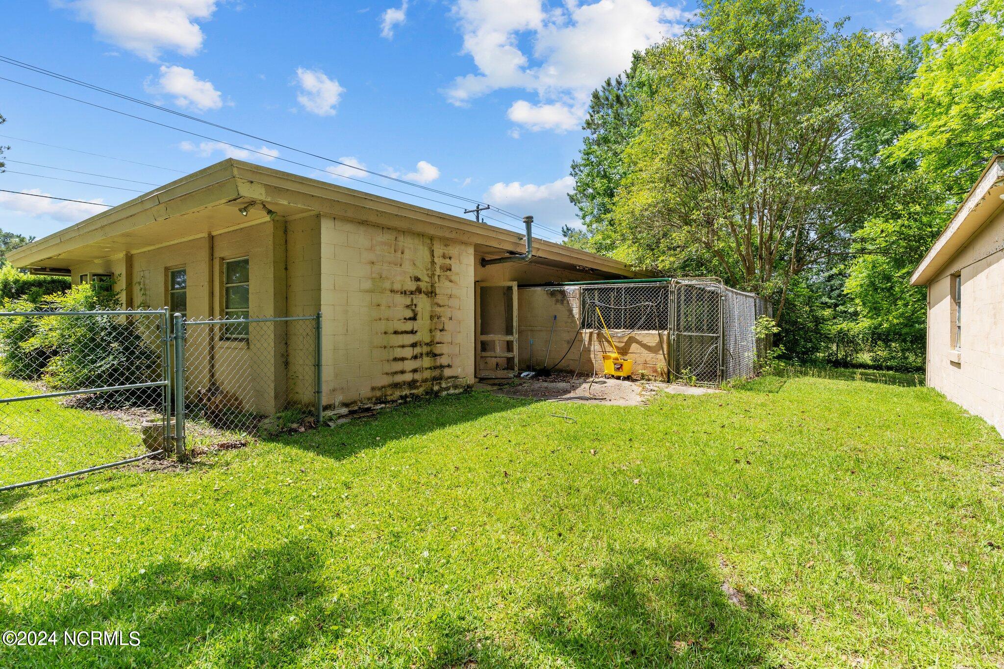 100517313 | Photo 42