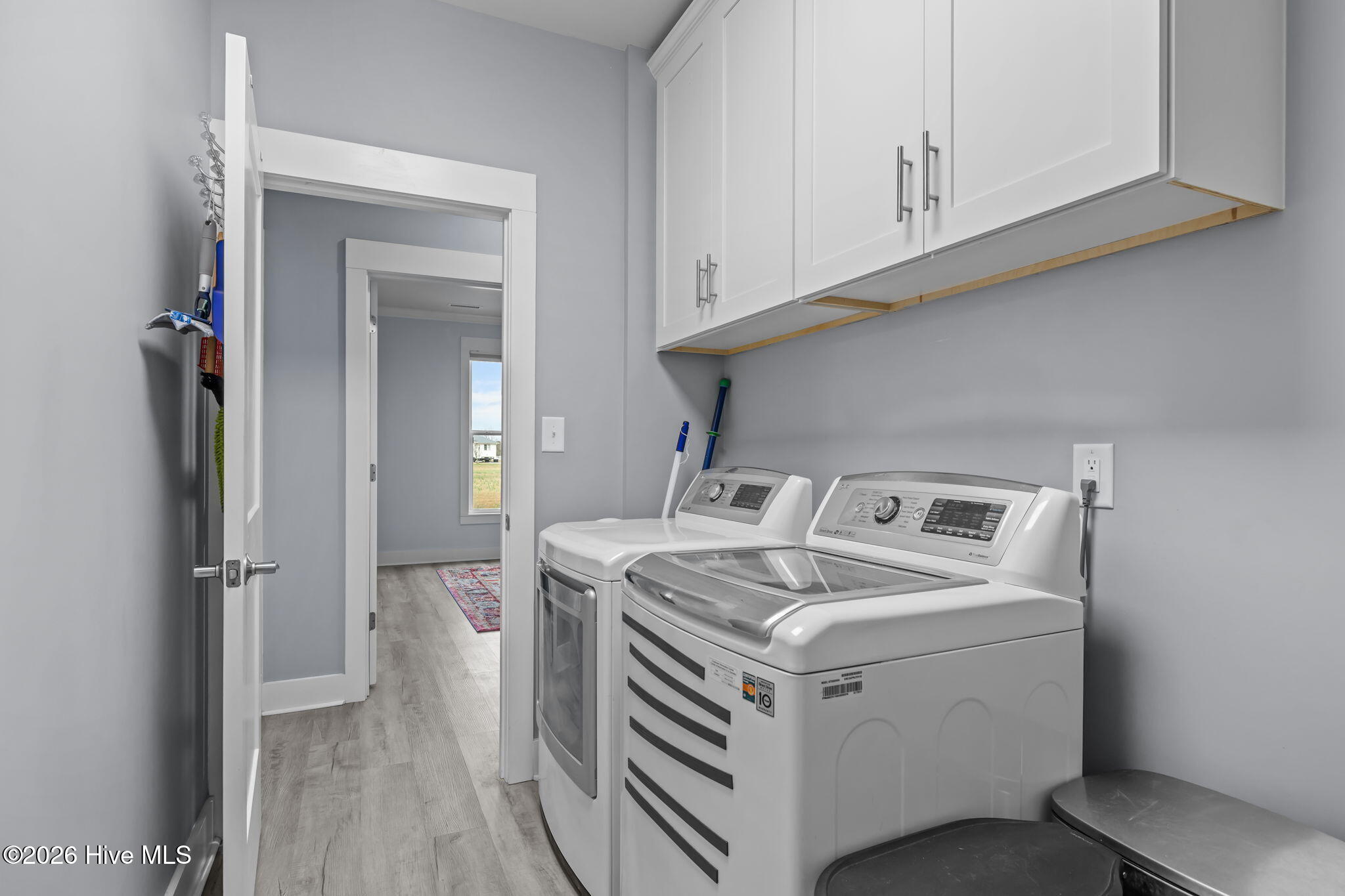 100549021 | Photo 27