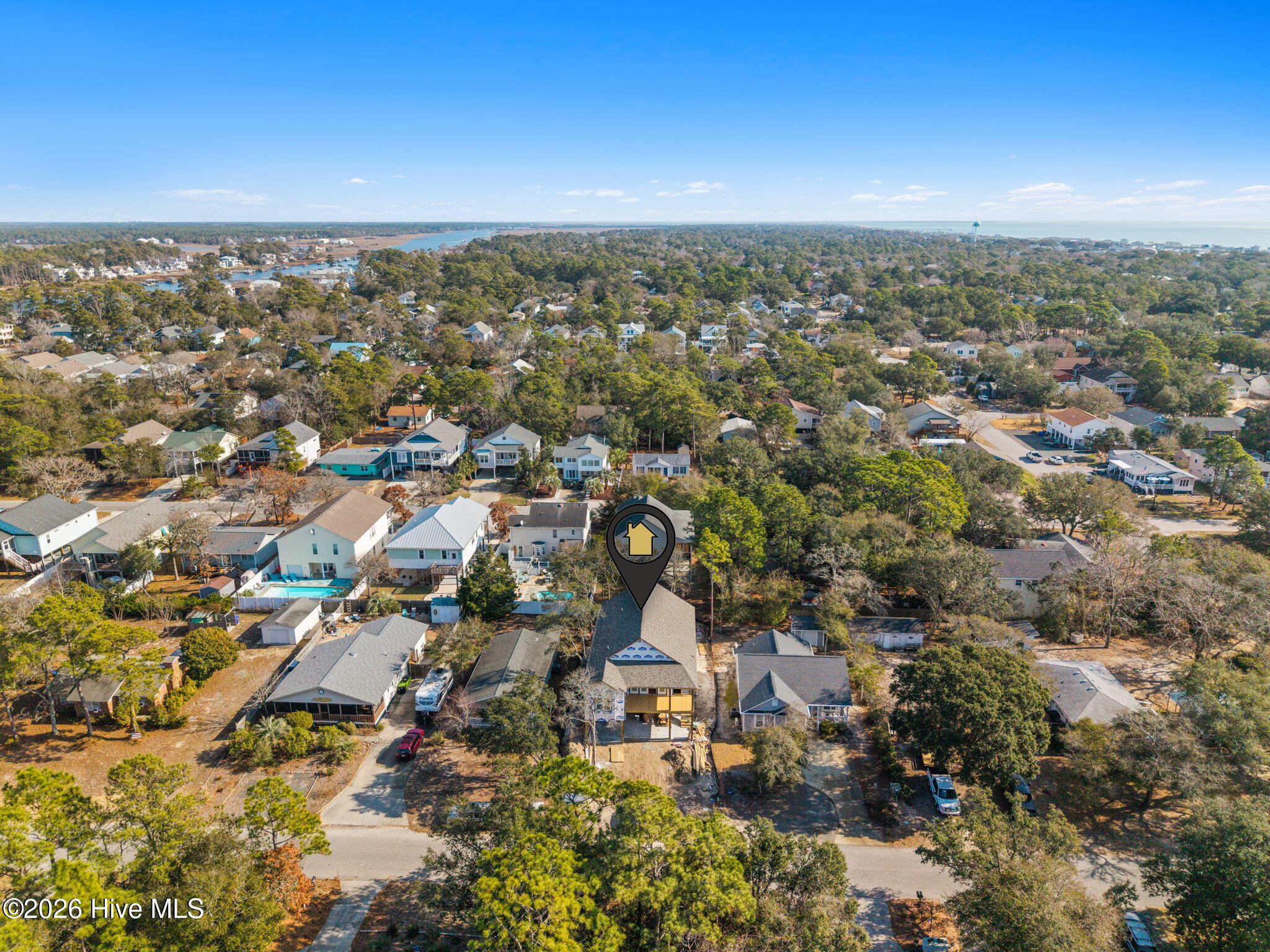 100548785 | Photo 49