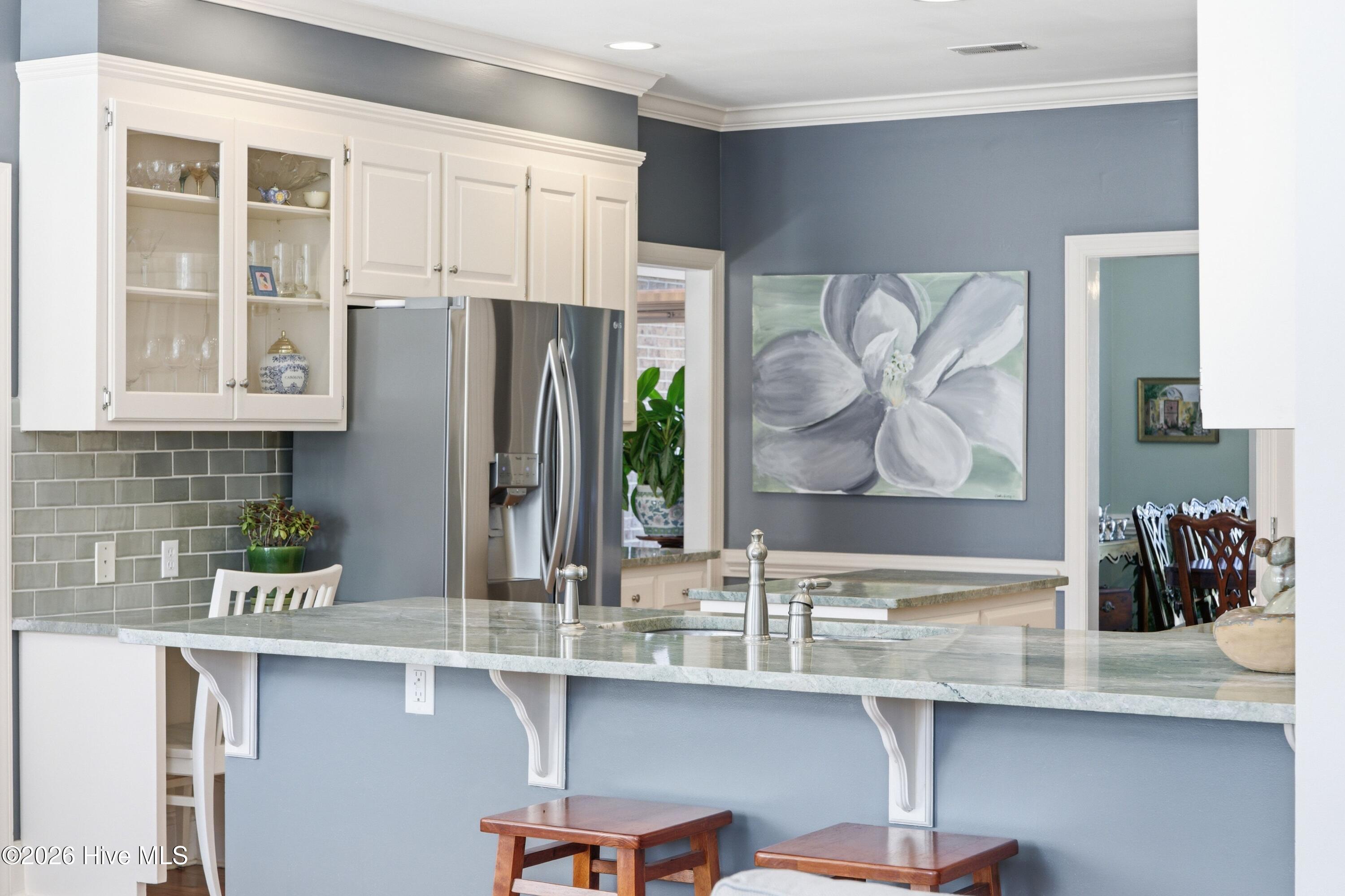 100568689 | Photo 10