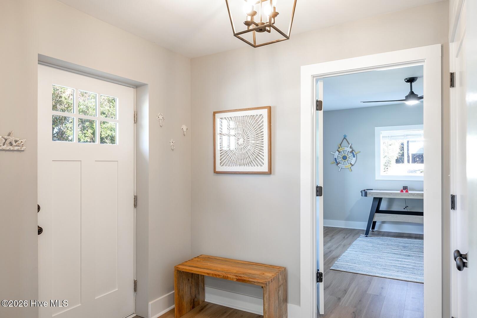 100562312 | Photo 21