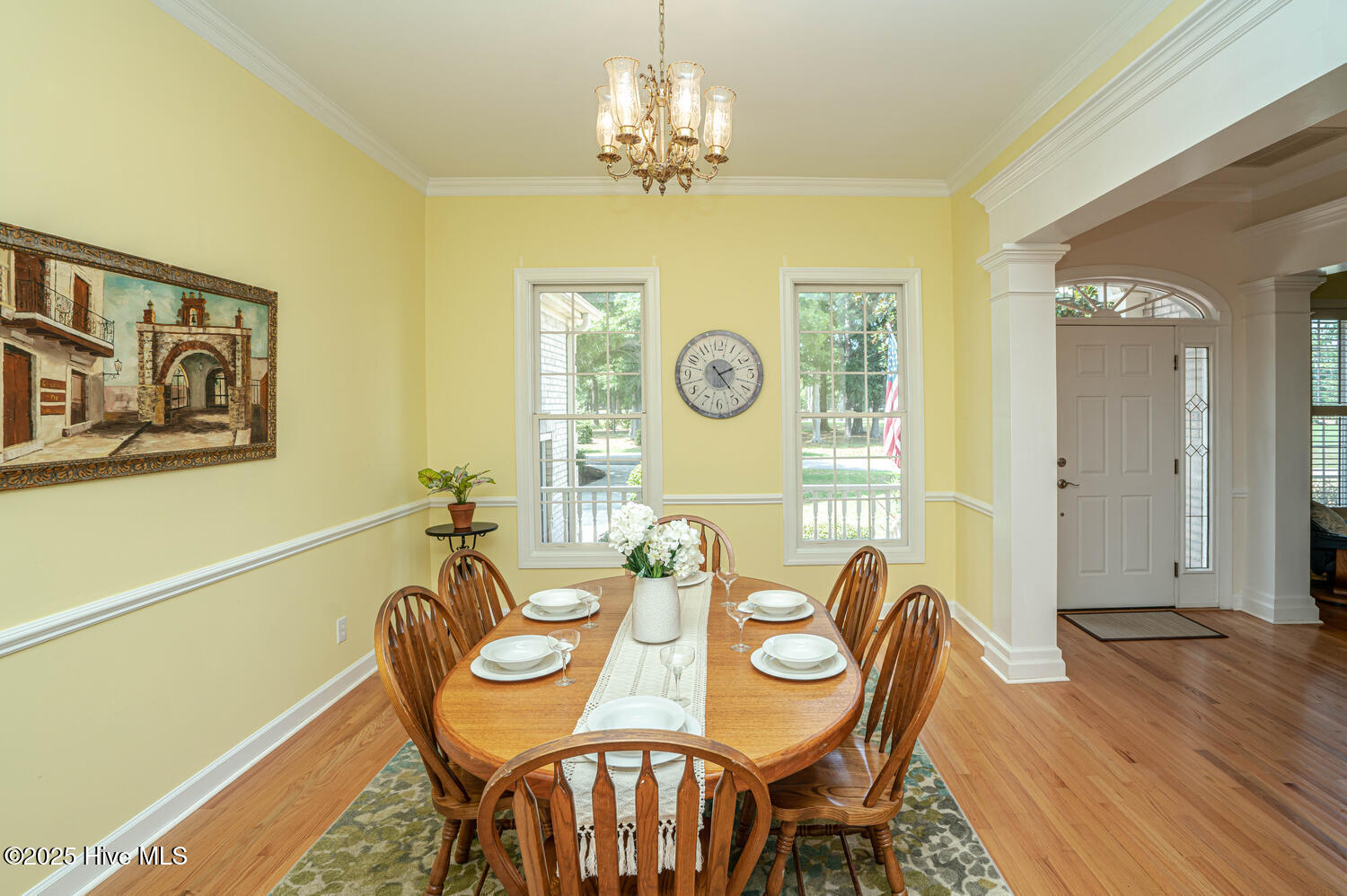 100510807 | Photo 10