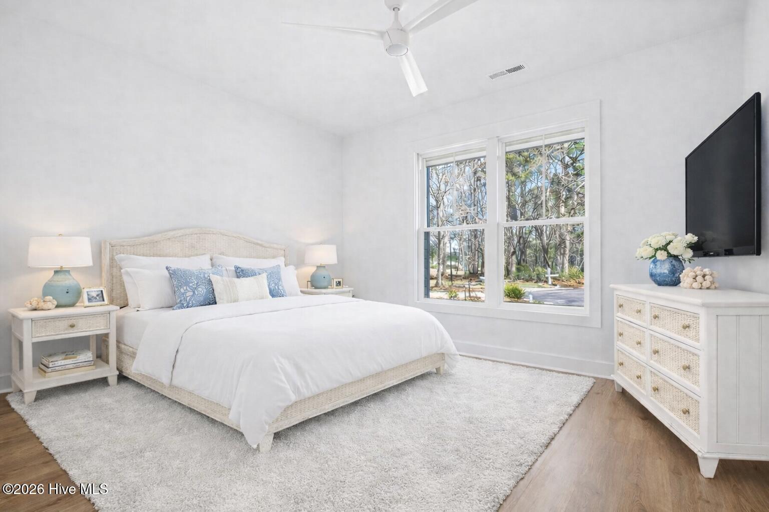 100559377 | Photo 28