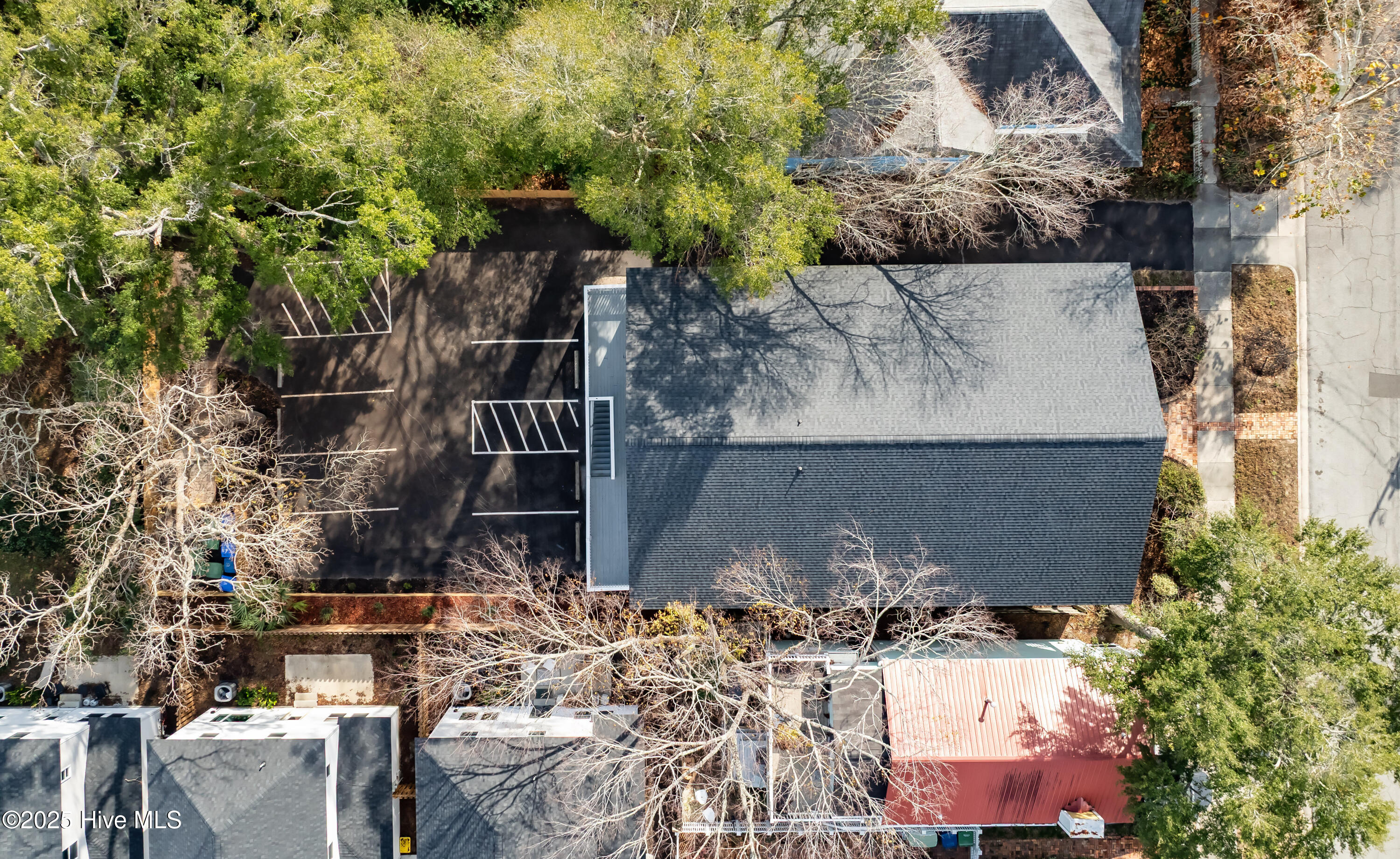 100546449 | Photo 42