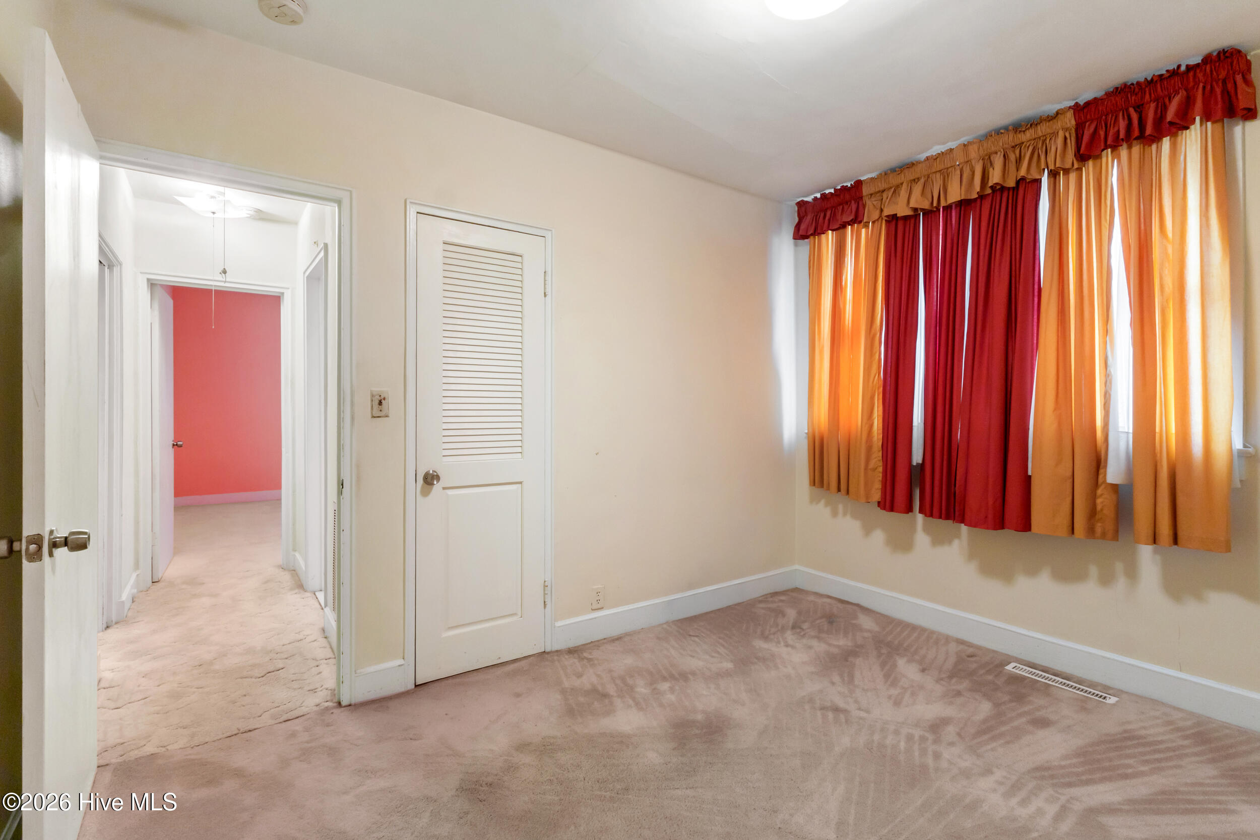 100556555 | Photo 19