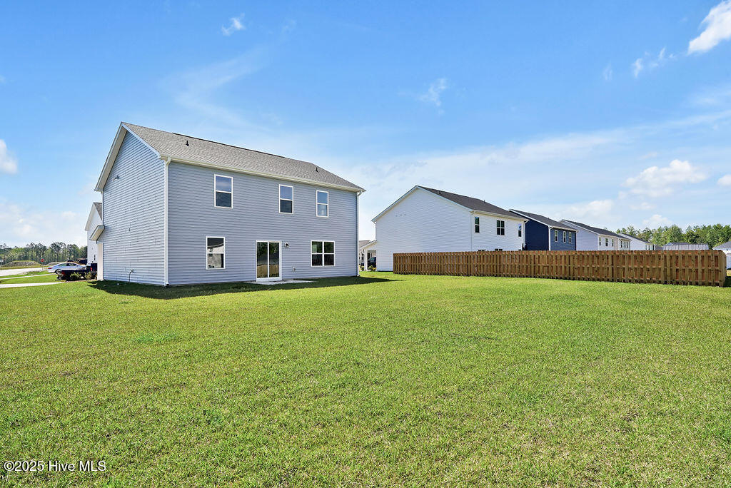 100531901 | Photo 39