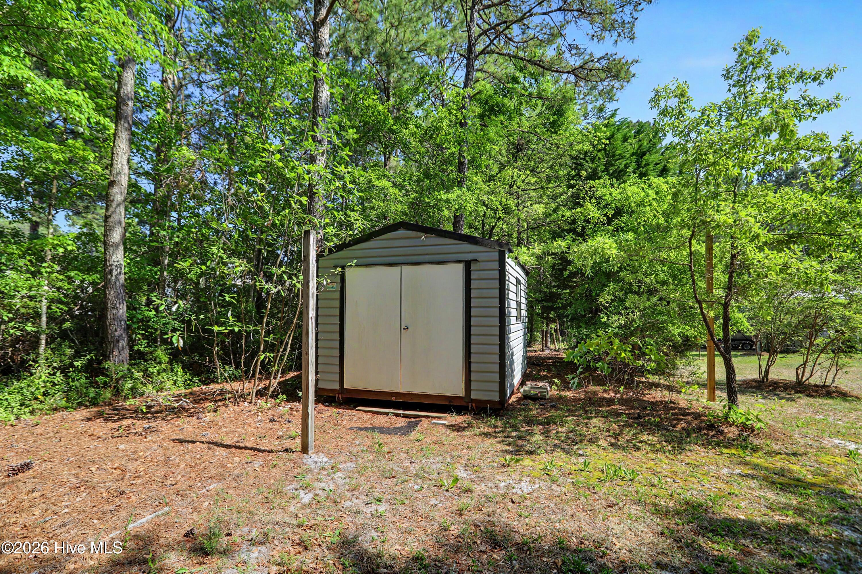 100570246 | Photo 47