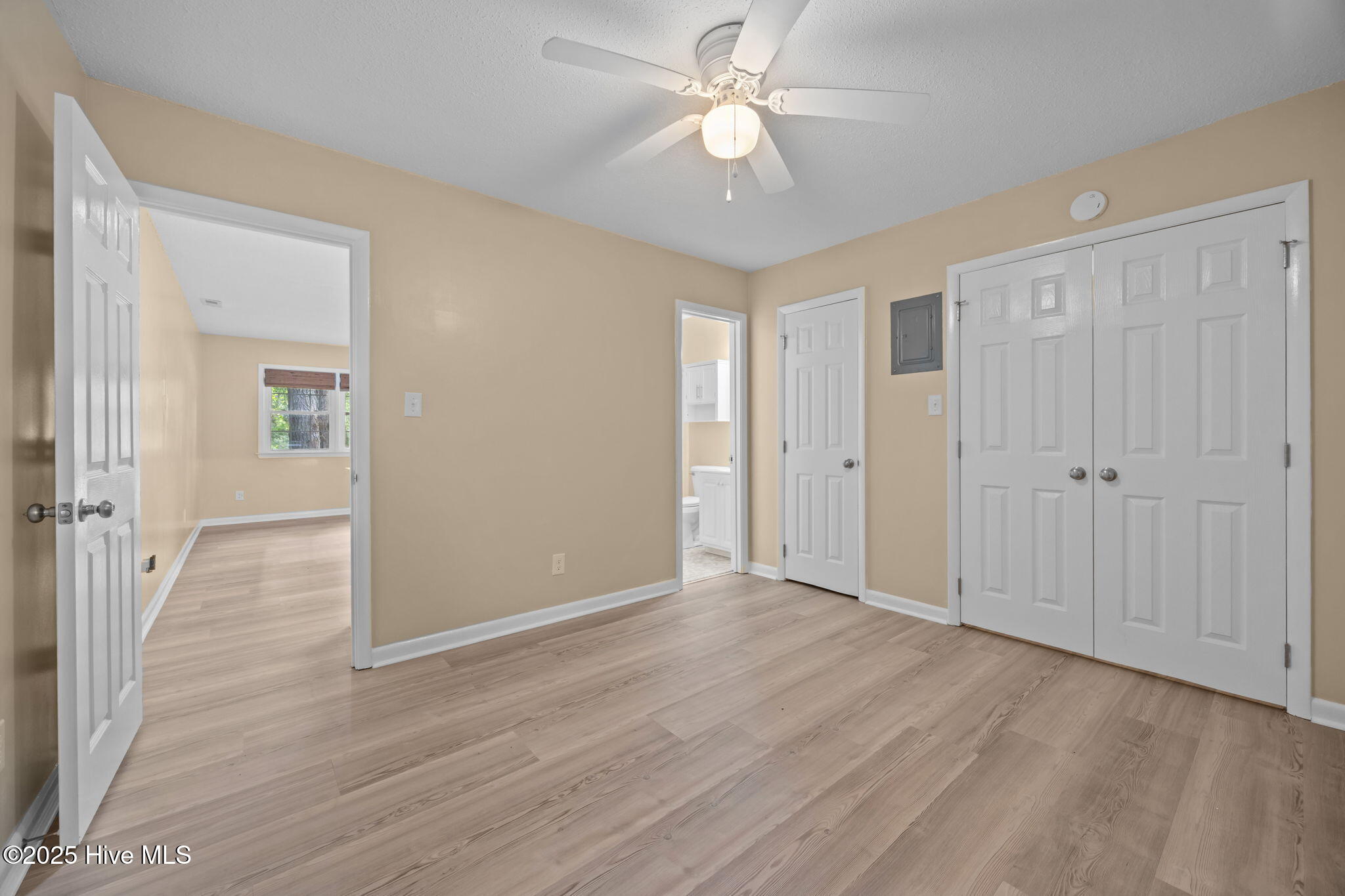 15-web-or-mls-1190 Gould Rd Unit4 33