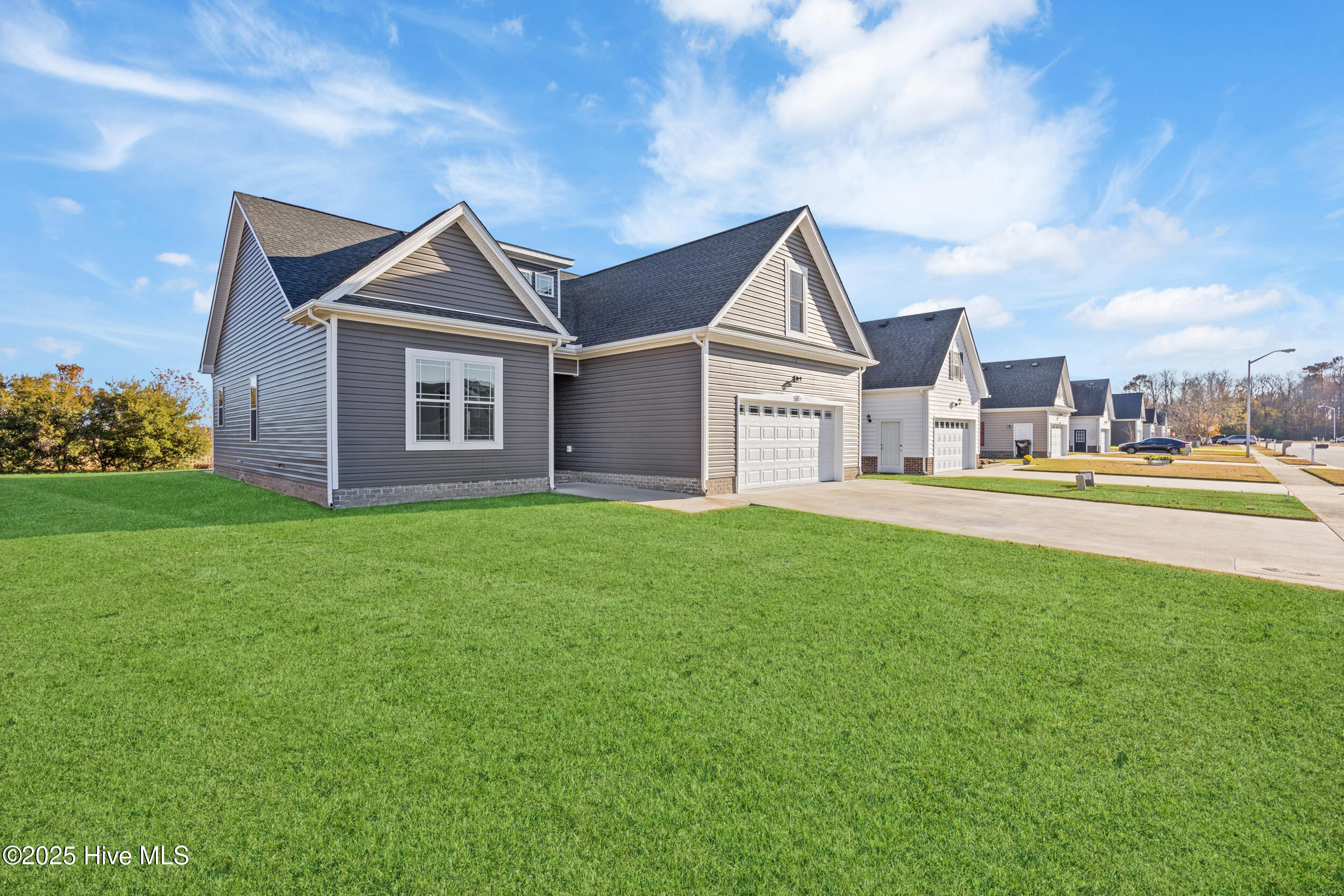 Homes for sale in Elizabeth City, NC | 515 Millbrooke Cir, Elizabeth City, NC 27909 | MLS# 100542939