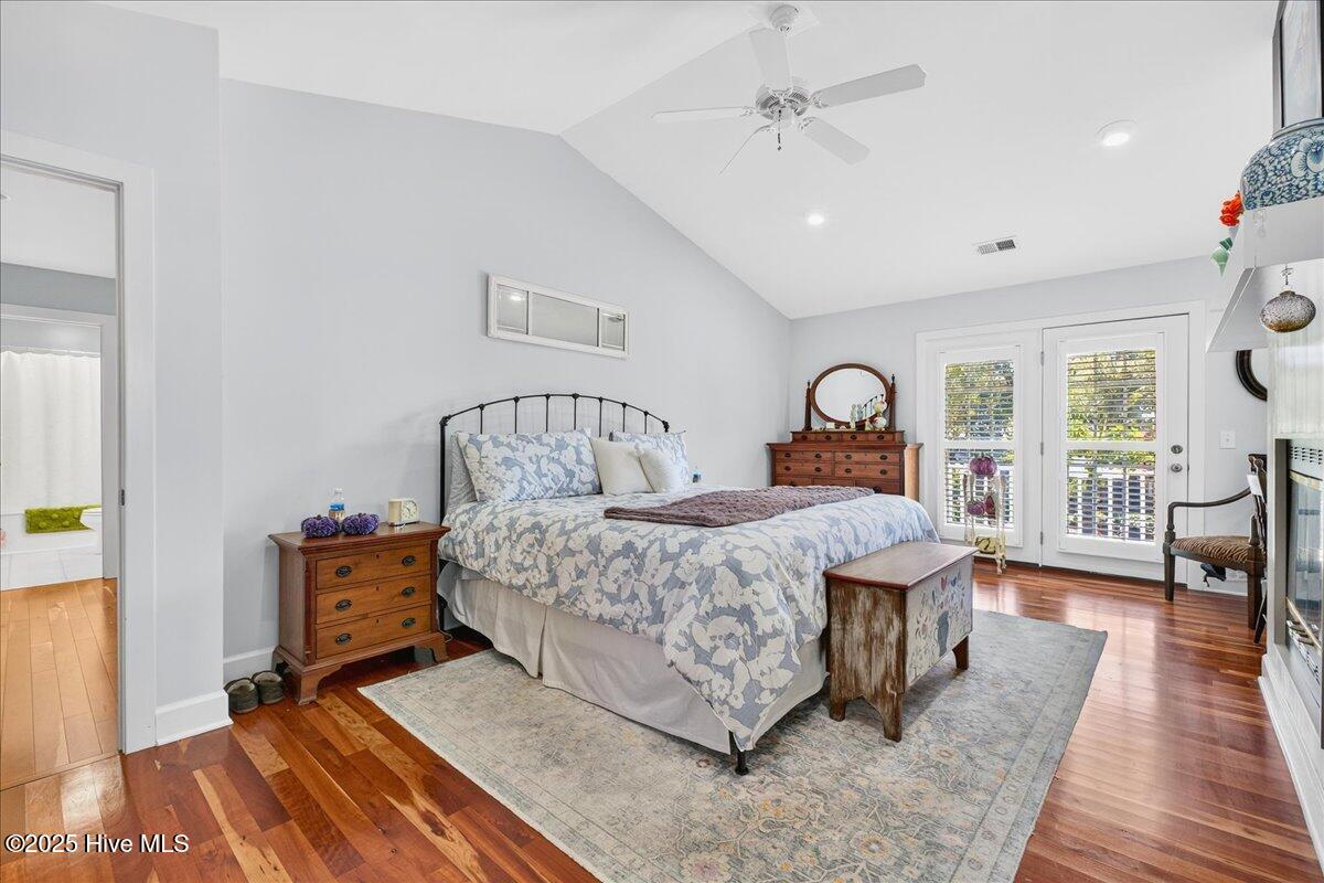 100540409 | Photo 47