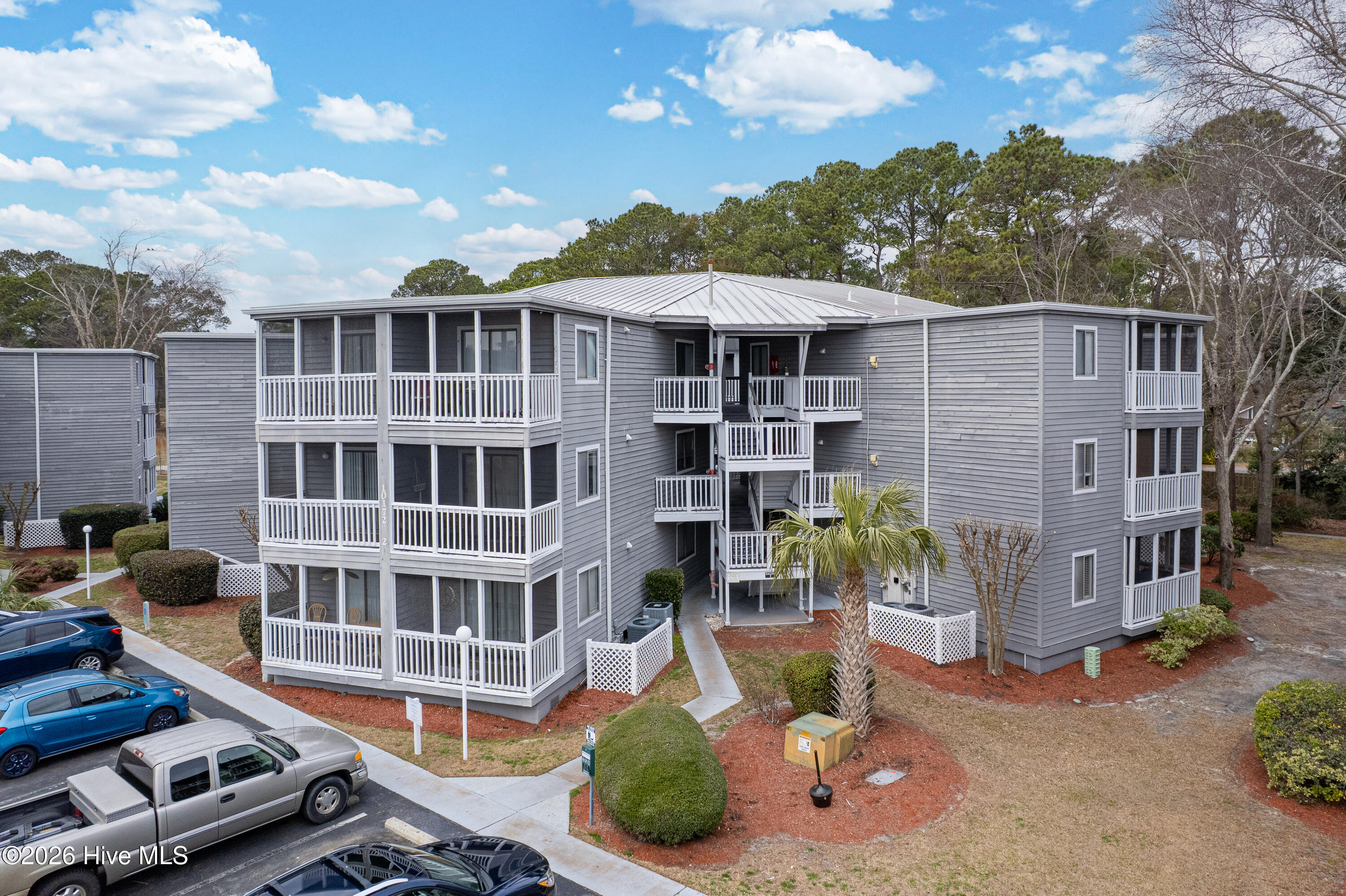 100556159 | Photo 30