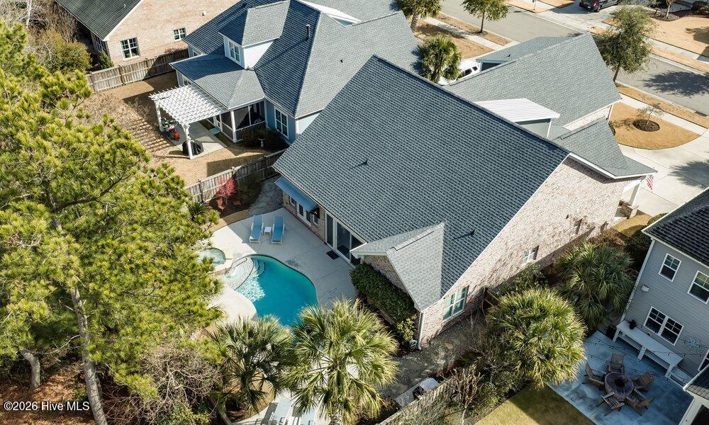 100550576 | Photo 57