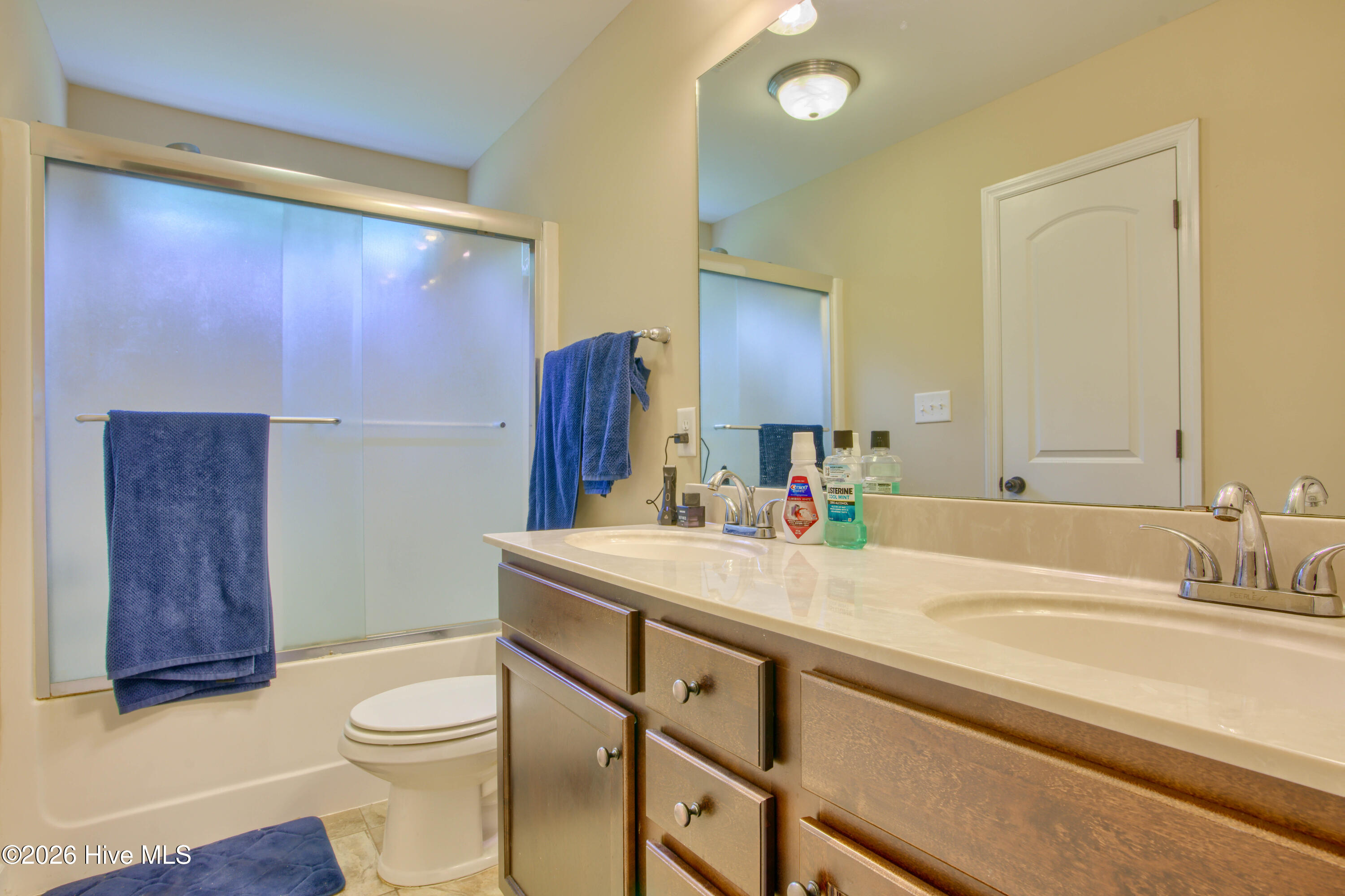 100563081 | Photo 18