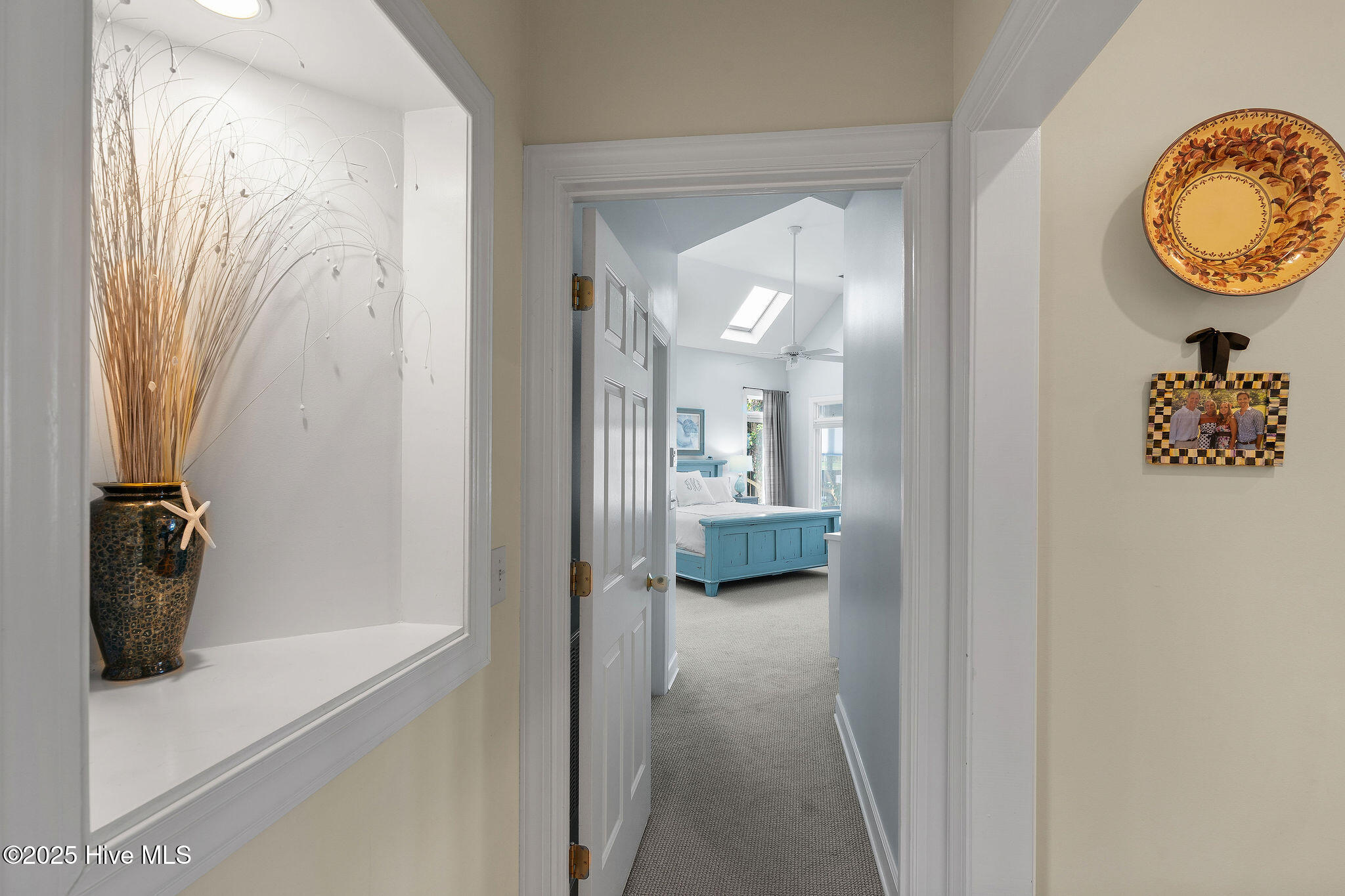 100543400 | Photo 32