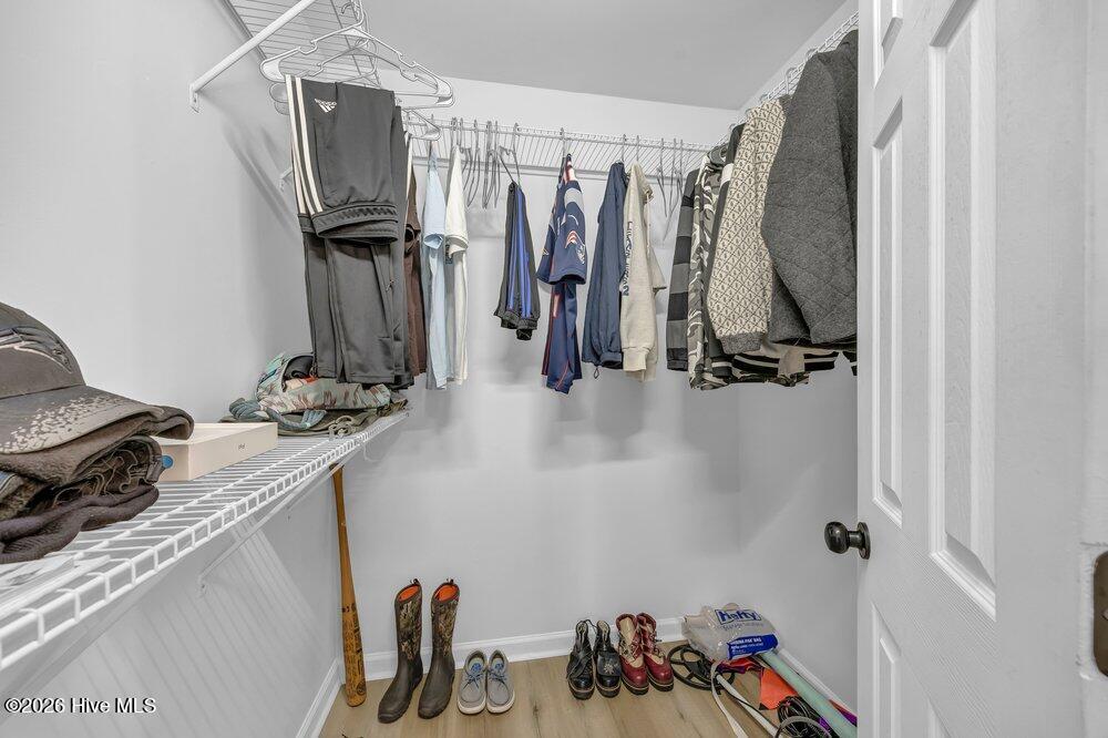 100553481 | Photo 18