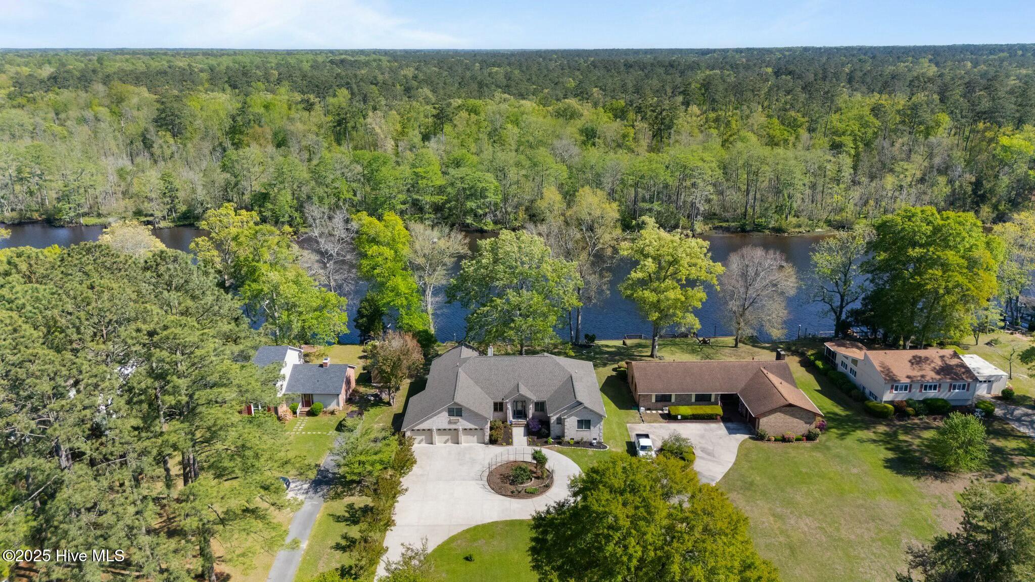 220 Shoreline Drive, New Bern, NC, 28562