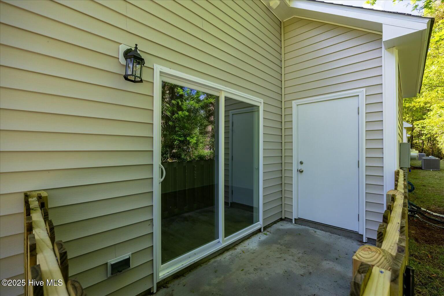 100484264 | Photo 24