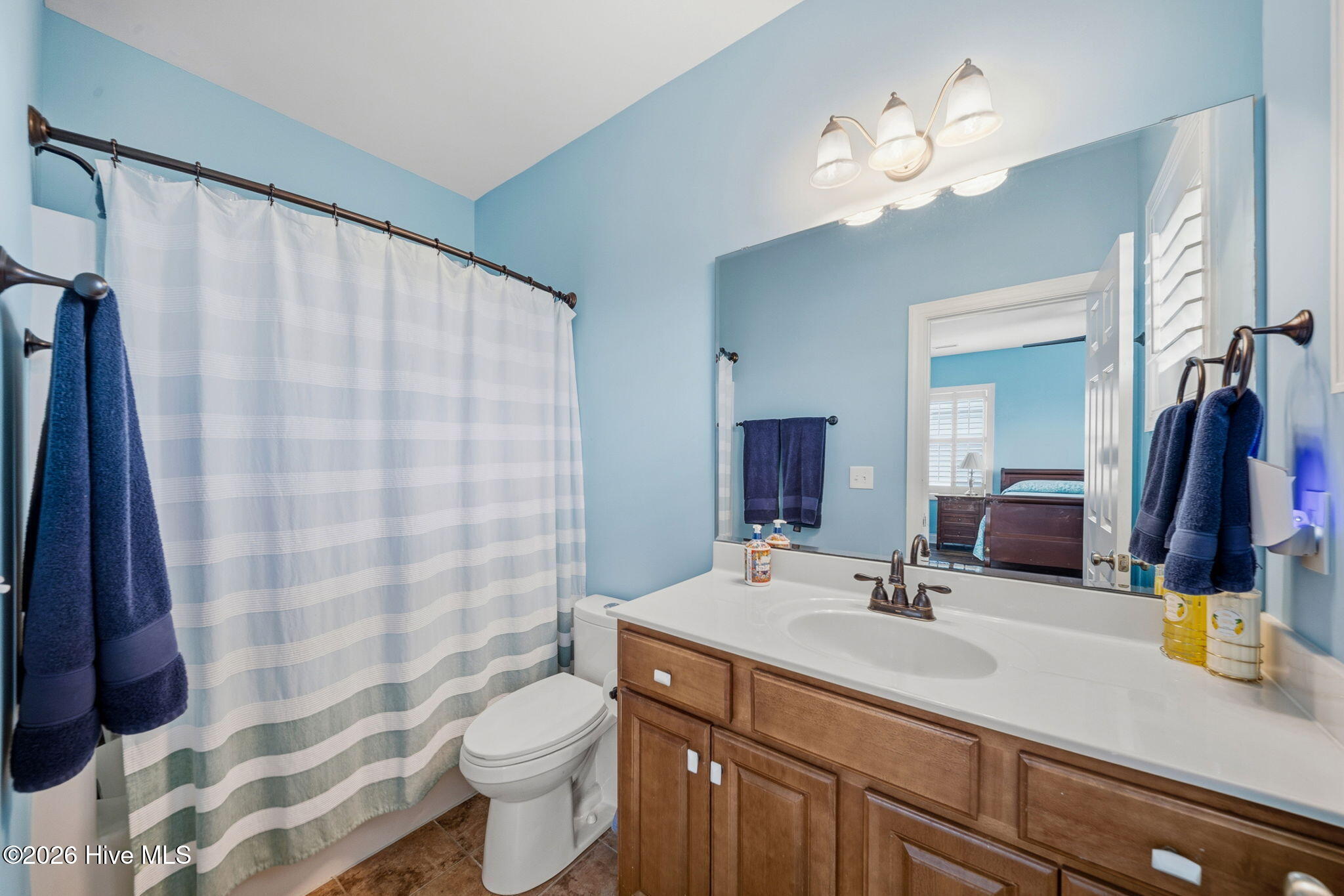 100566136 | Photo 52