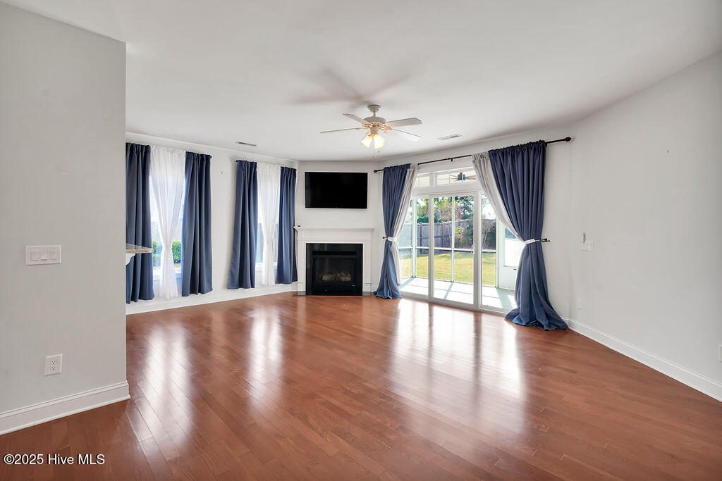 100531684 | Photo 10