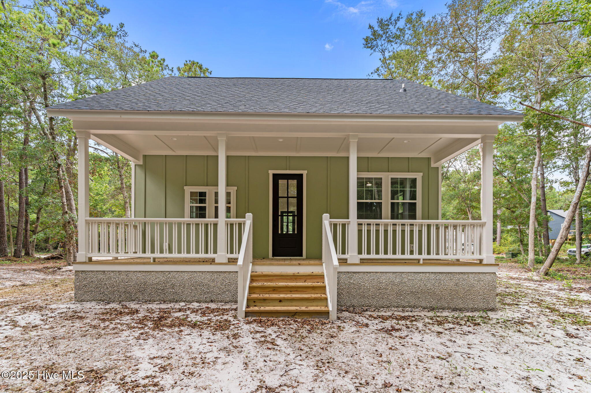 100506453 | Photo 32