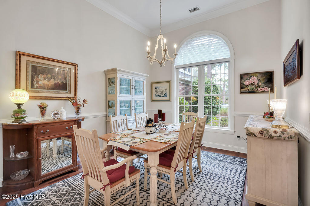 1699MistwoodCourtSoutheast-6