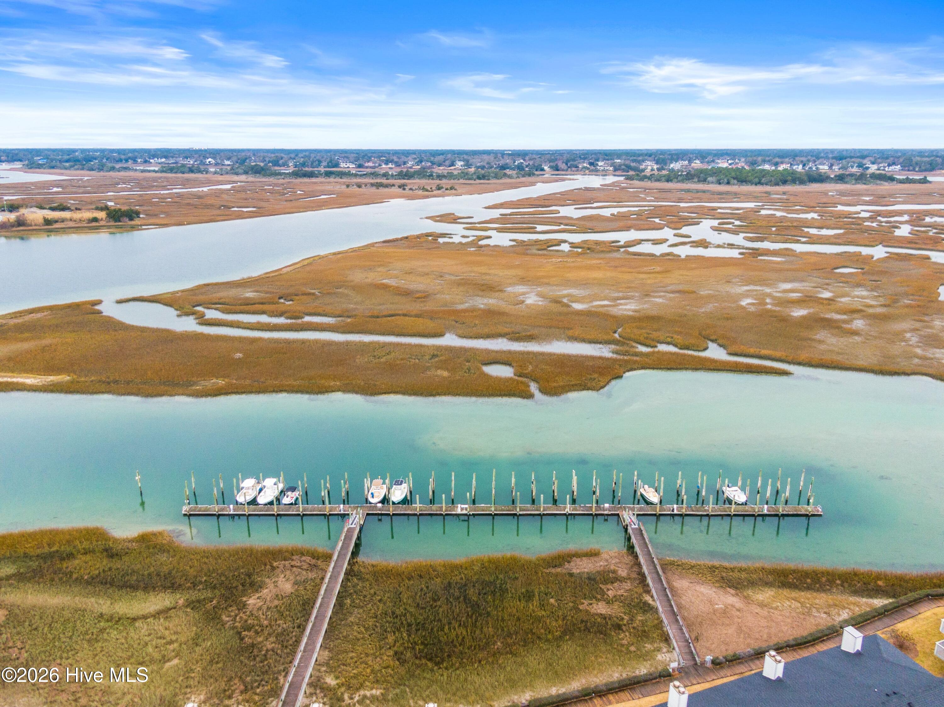 100549677 | Photo 54