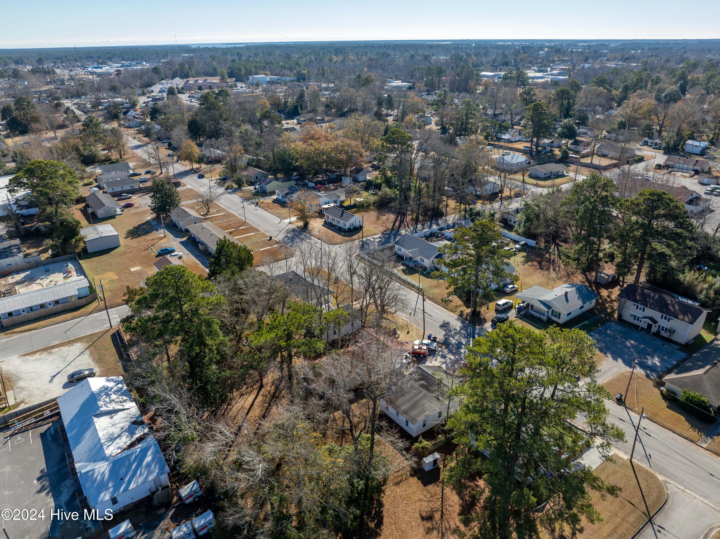 100480240 | Photo 15