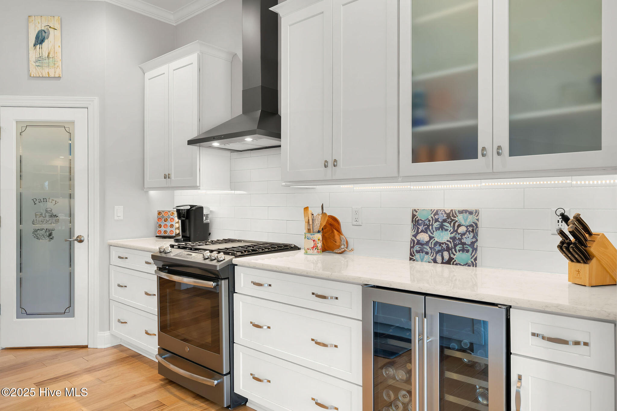 100547270 | Photo 15