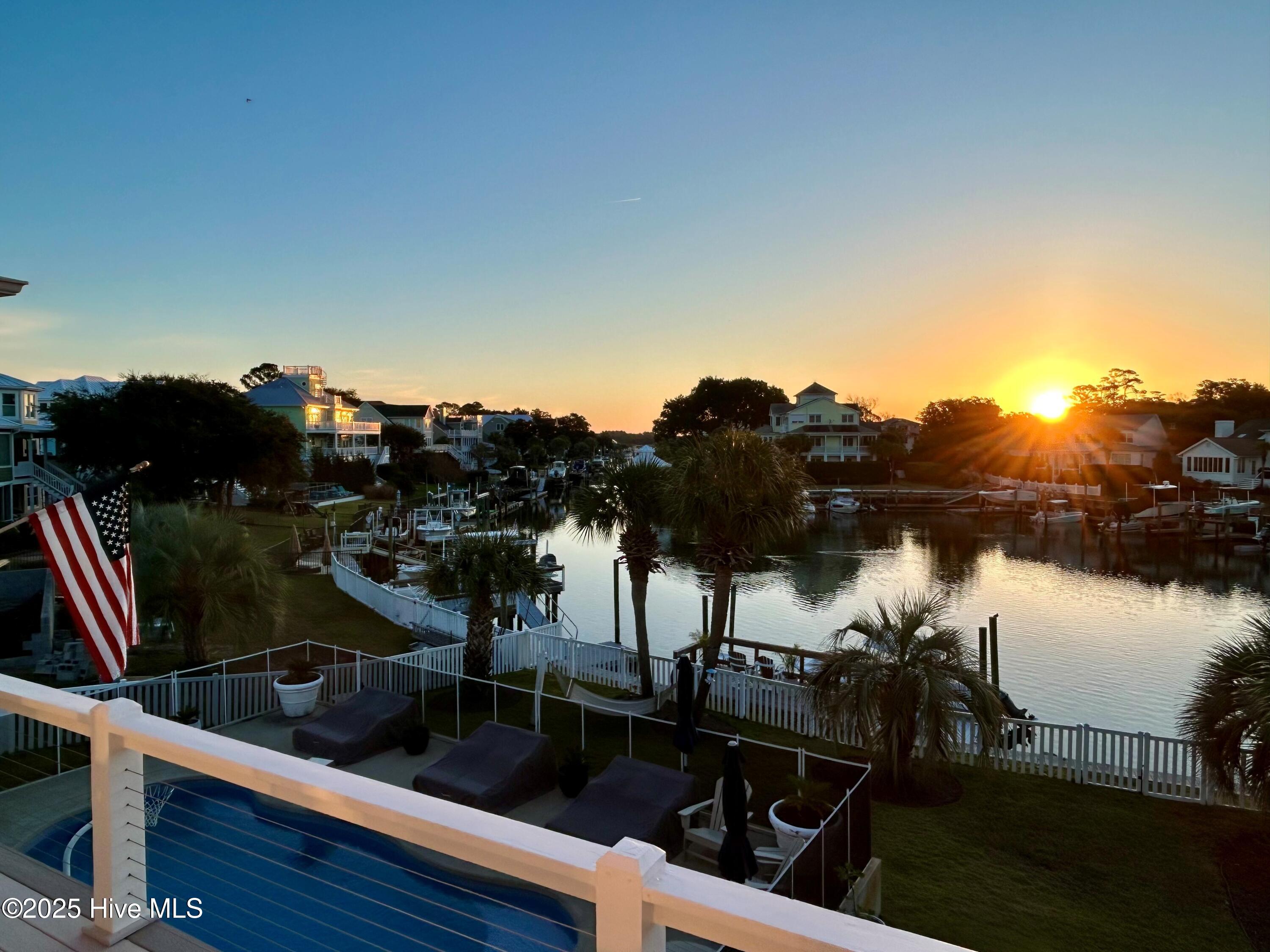 100540154 | Photo 37