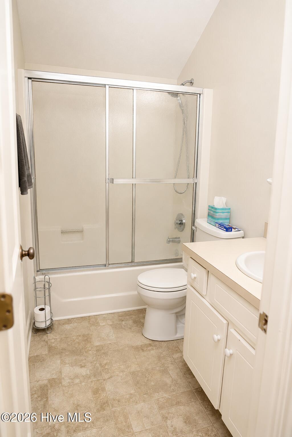Full Bath 2