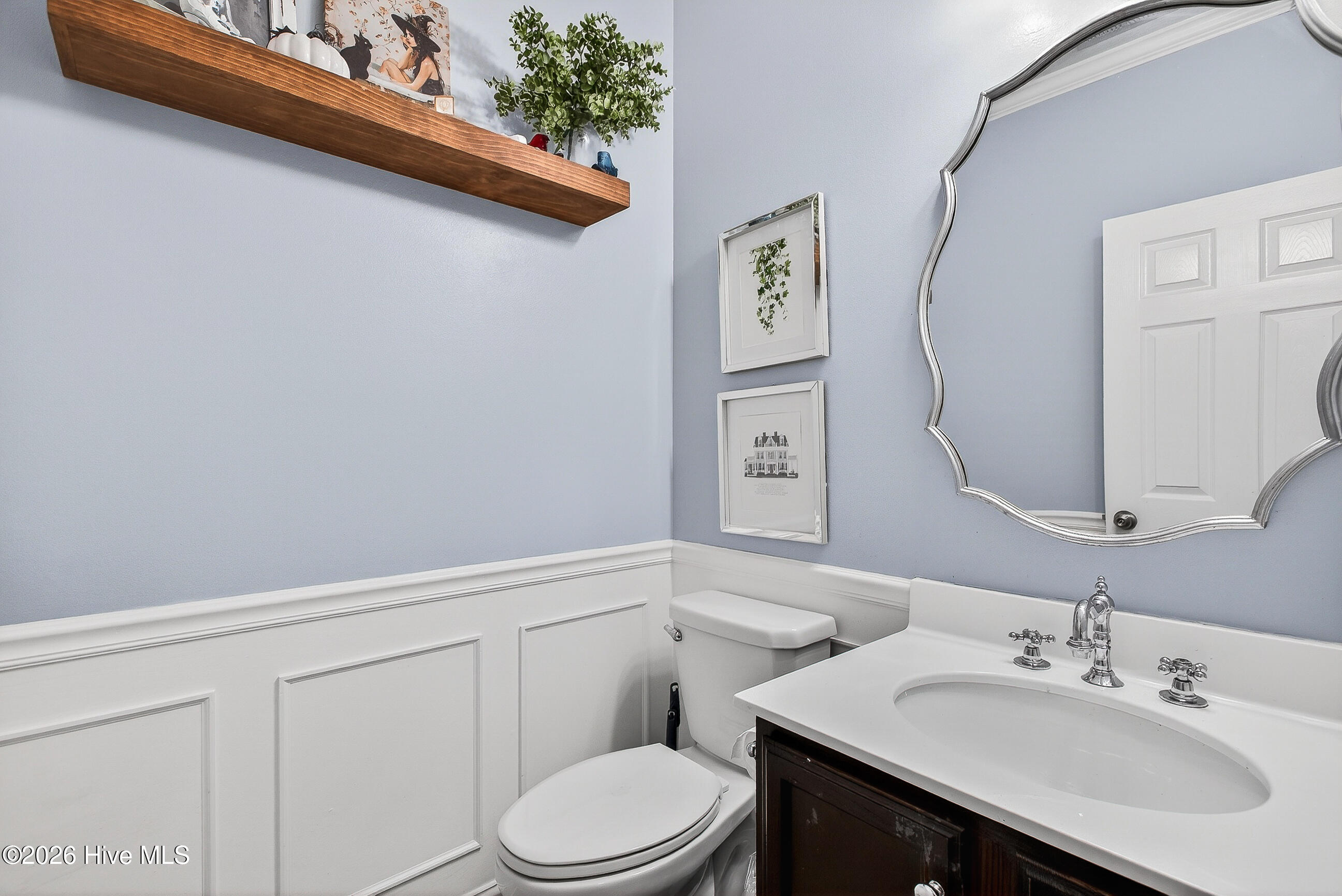 100568368 | Photo 21